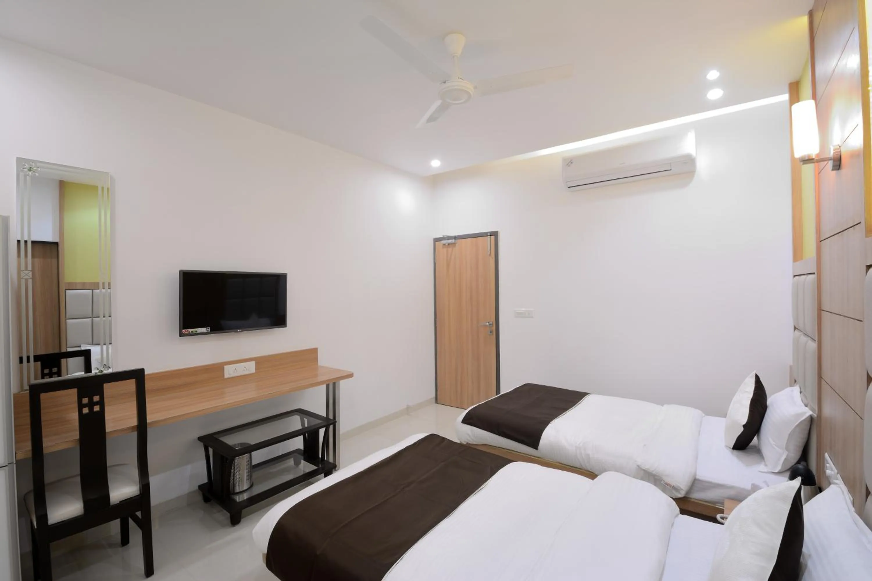 Bedroom, Bed in Hotel One Up