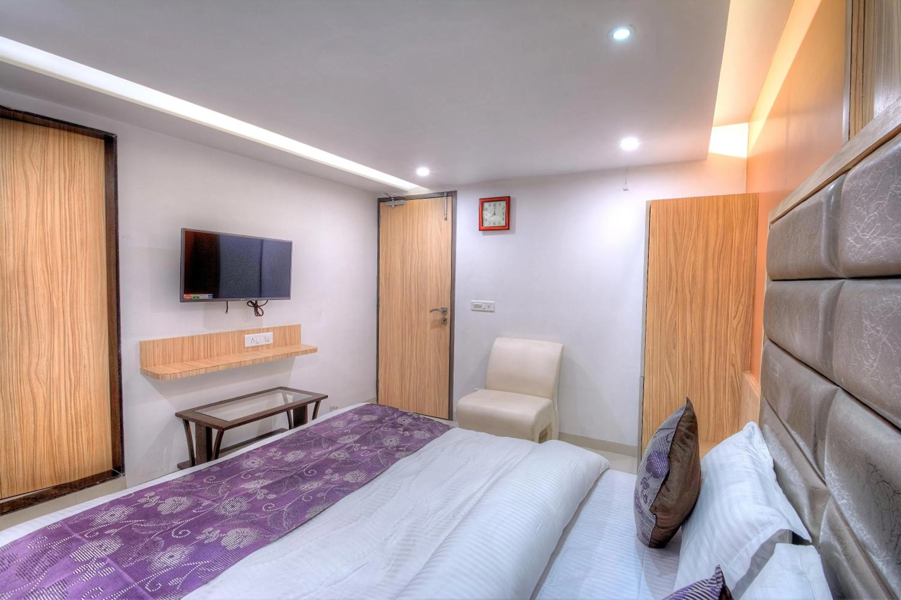 Bedroom, Bed in Hotel One Up