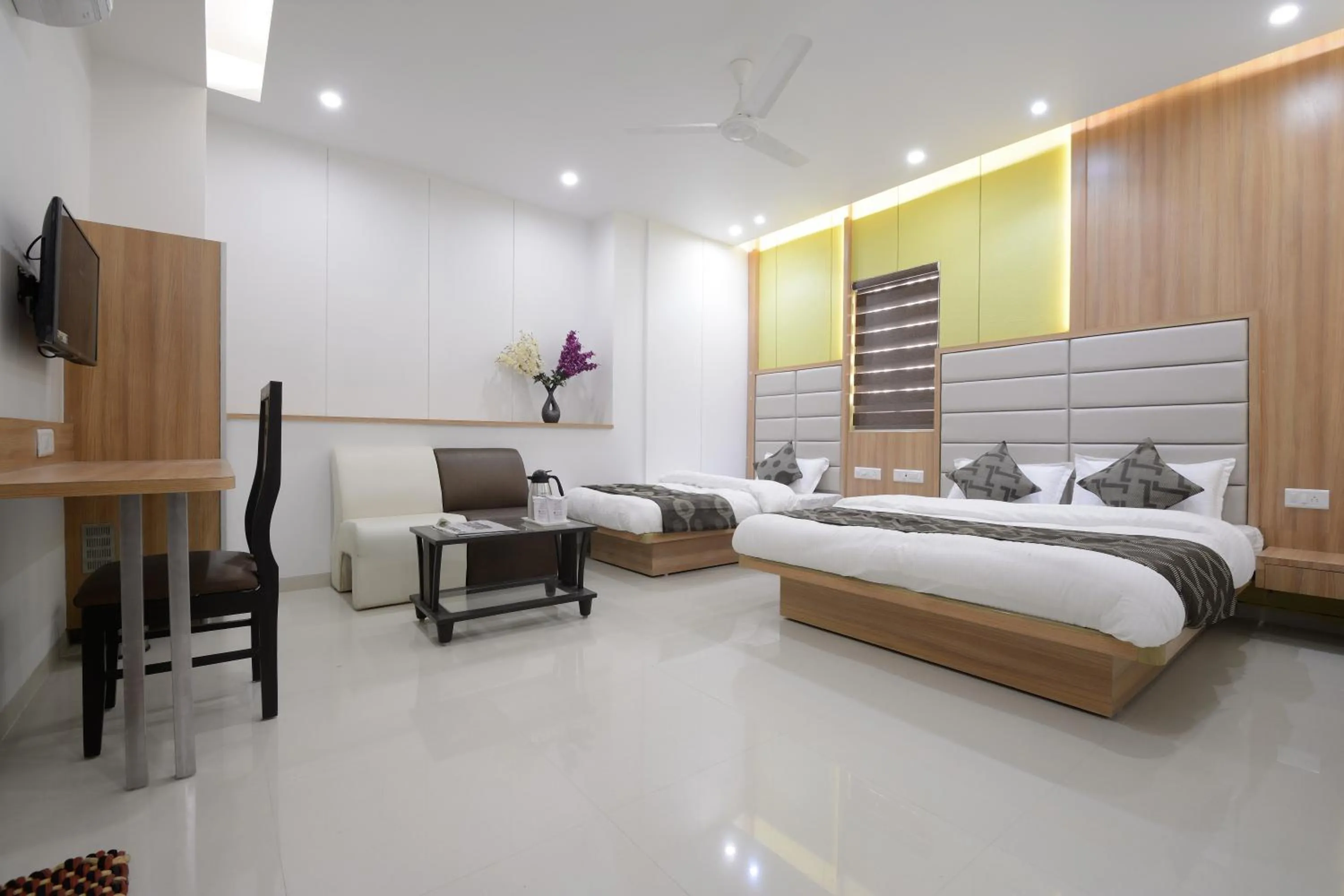 Bedroom, Bed in Hotel One Up