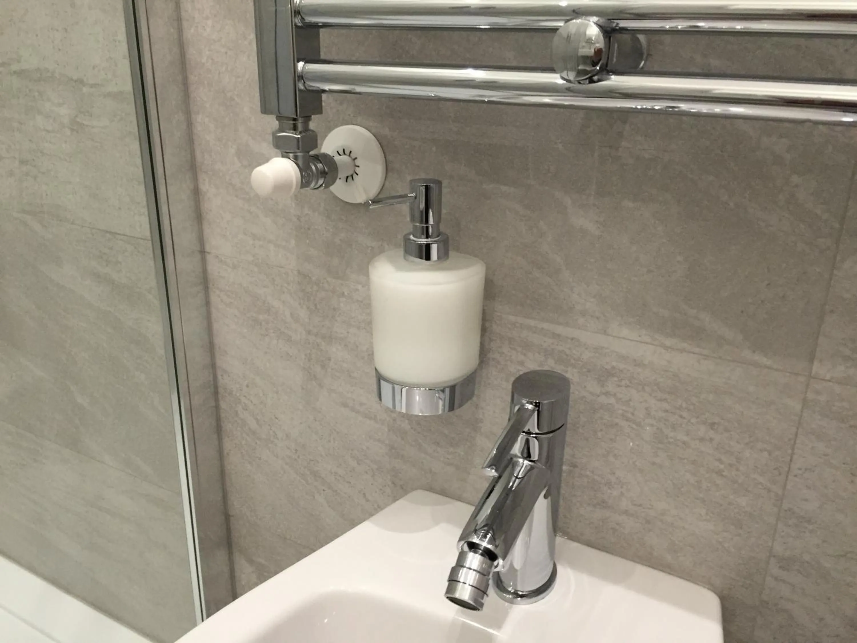 Bathroom in Picaflor Art & Rooms