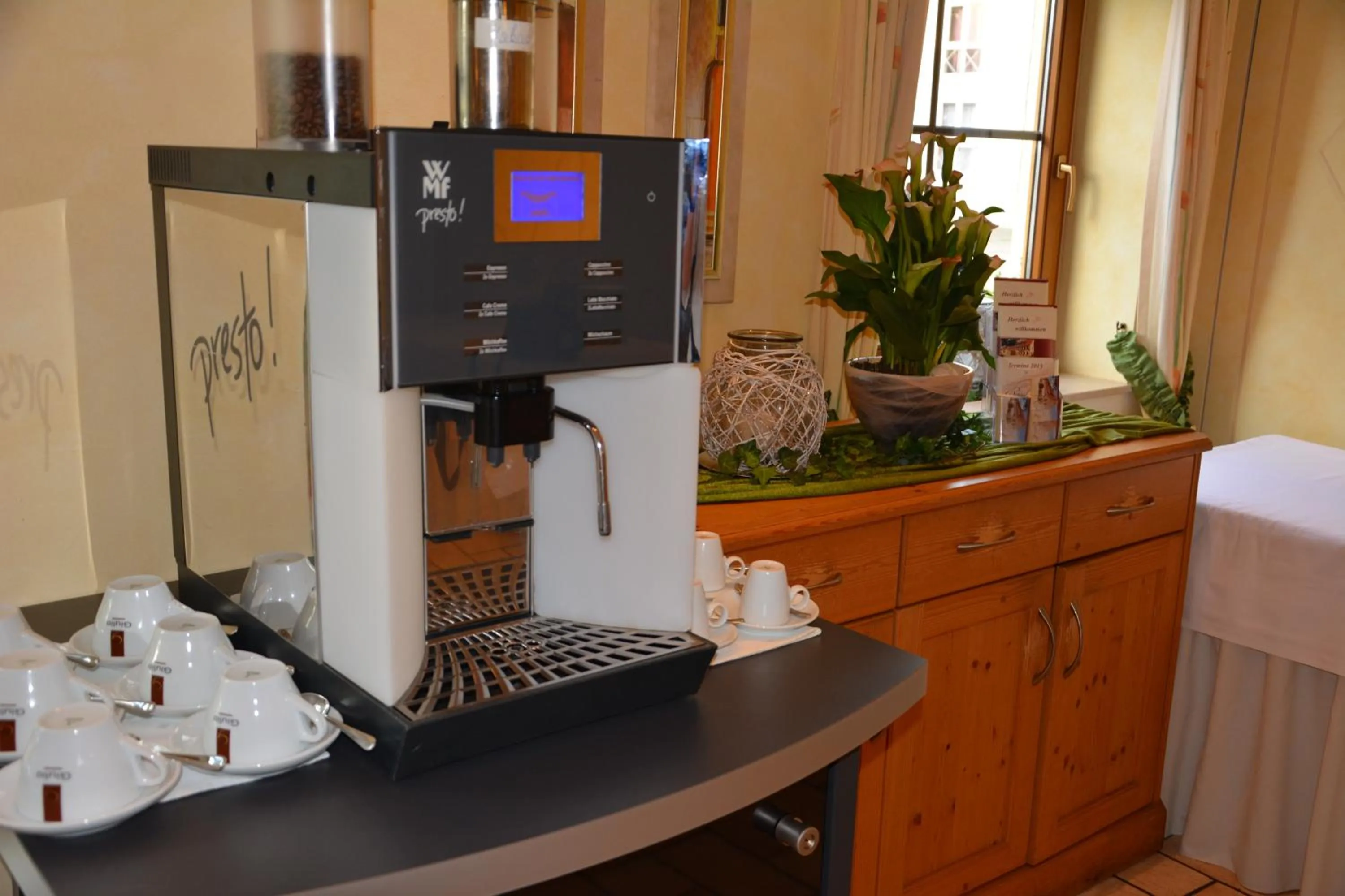 Coffee/tea facilities in Landgasthof Hotel Rössle
