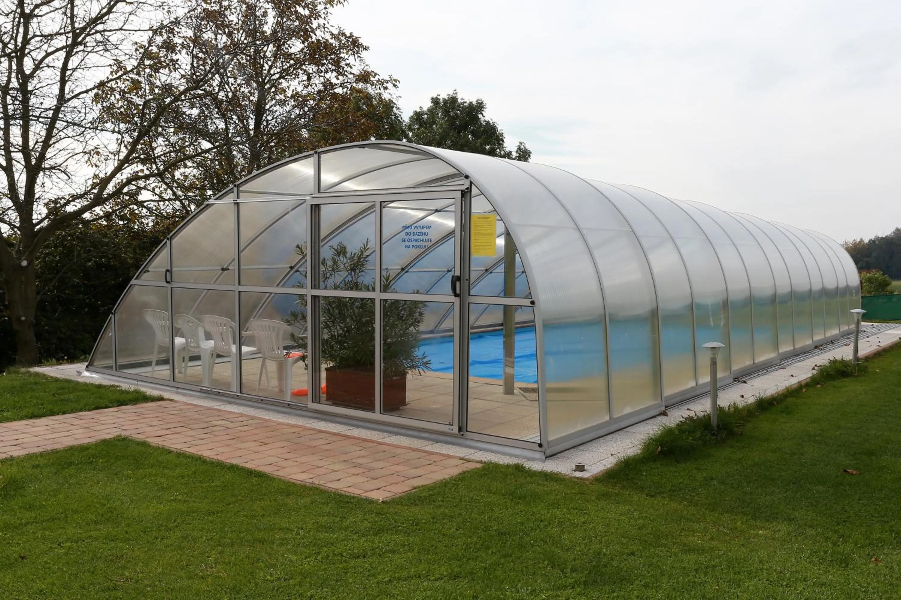 Swimming pool in Wellness Penzion Pod Rozhlednou