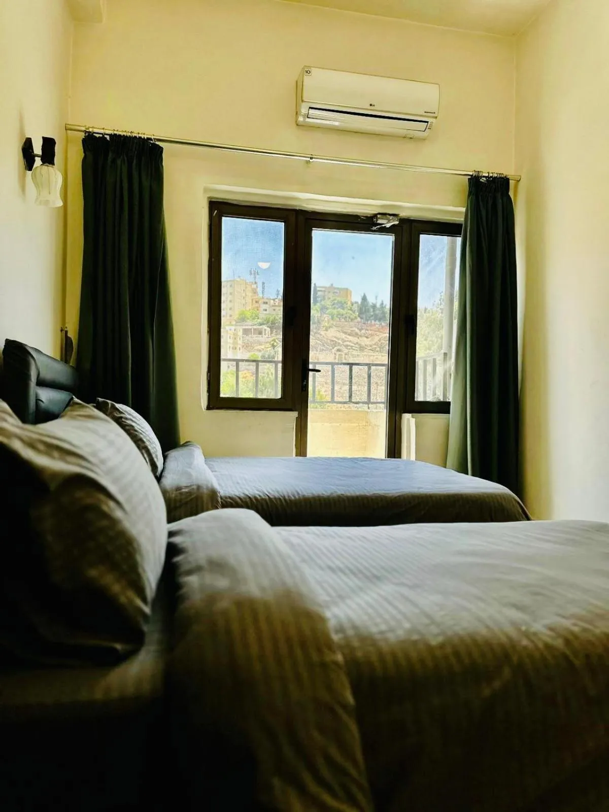 Bed in Zaman Ya Zaman Boutique Hotel