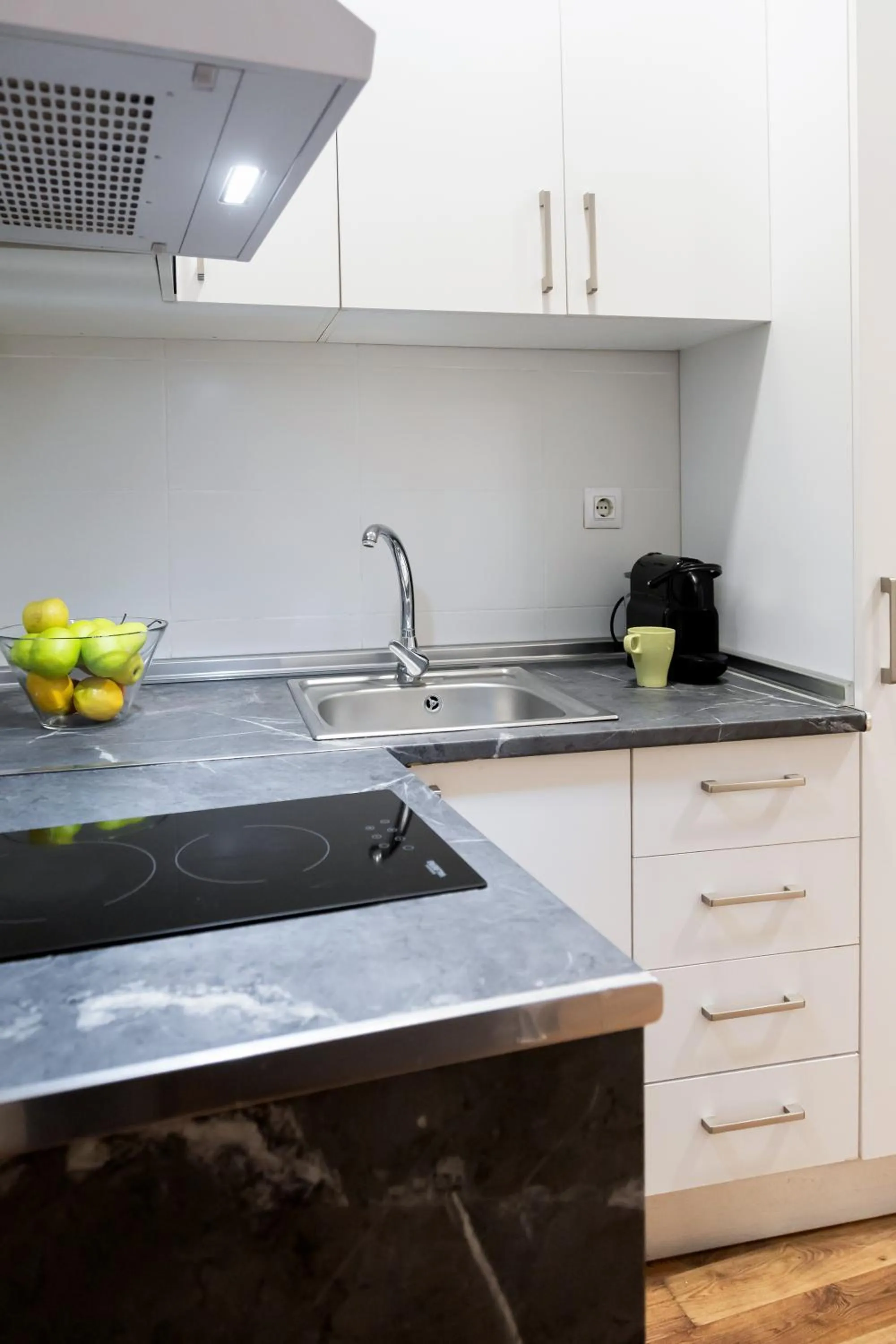 Kitchen or kitchenette in Down Town