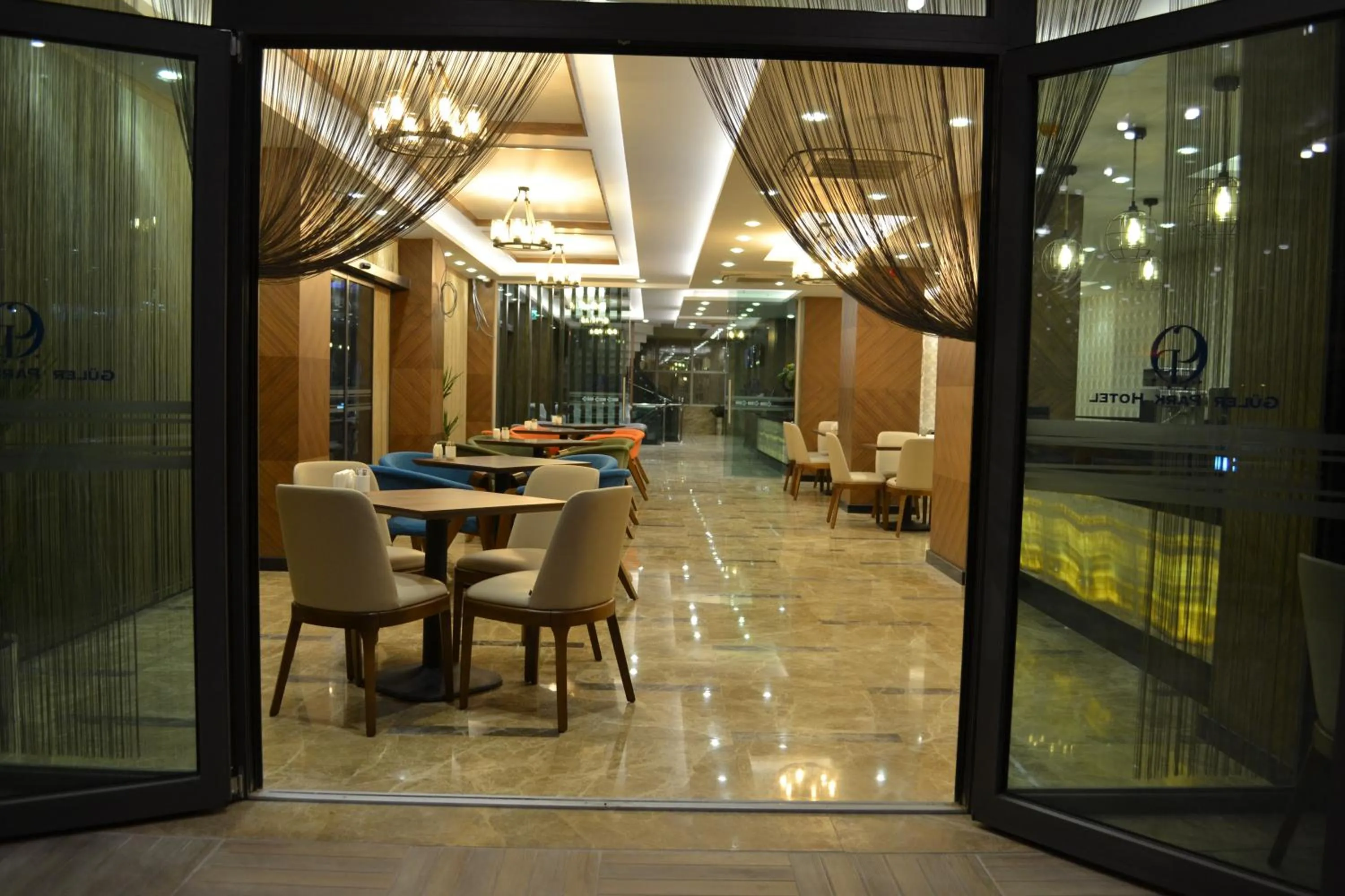 Restaurant/places to eat in Görükle Güler Park Hotel