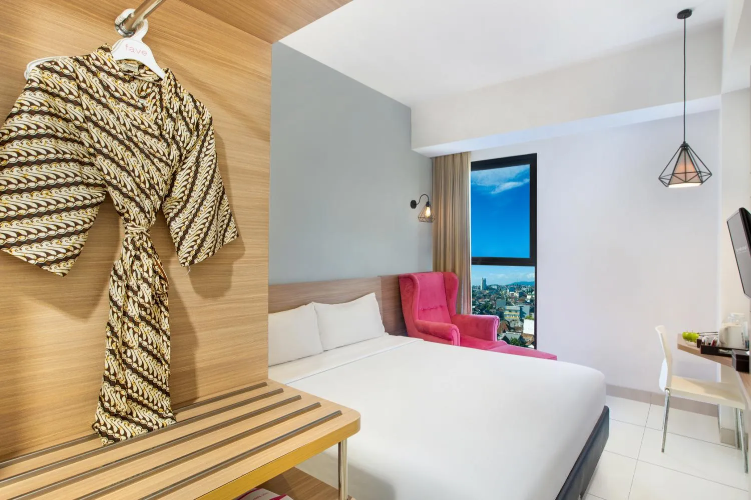 Bedroom, Bed in favehotel Malioboro - Yogyakarta