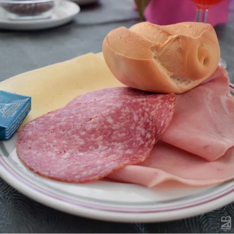 Breakfast in Hotel Gattuccio