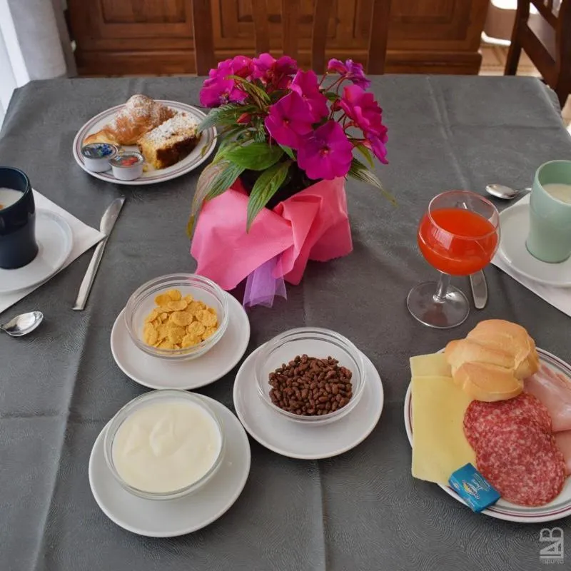 Breakfast in Hotel Gattuccio