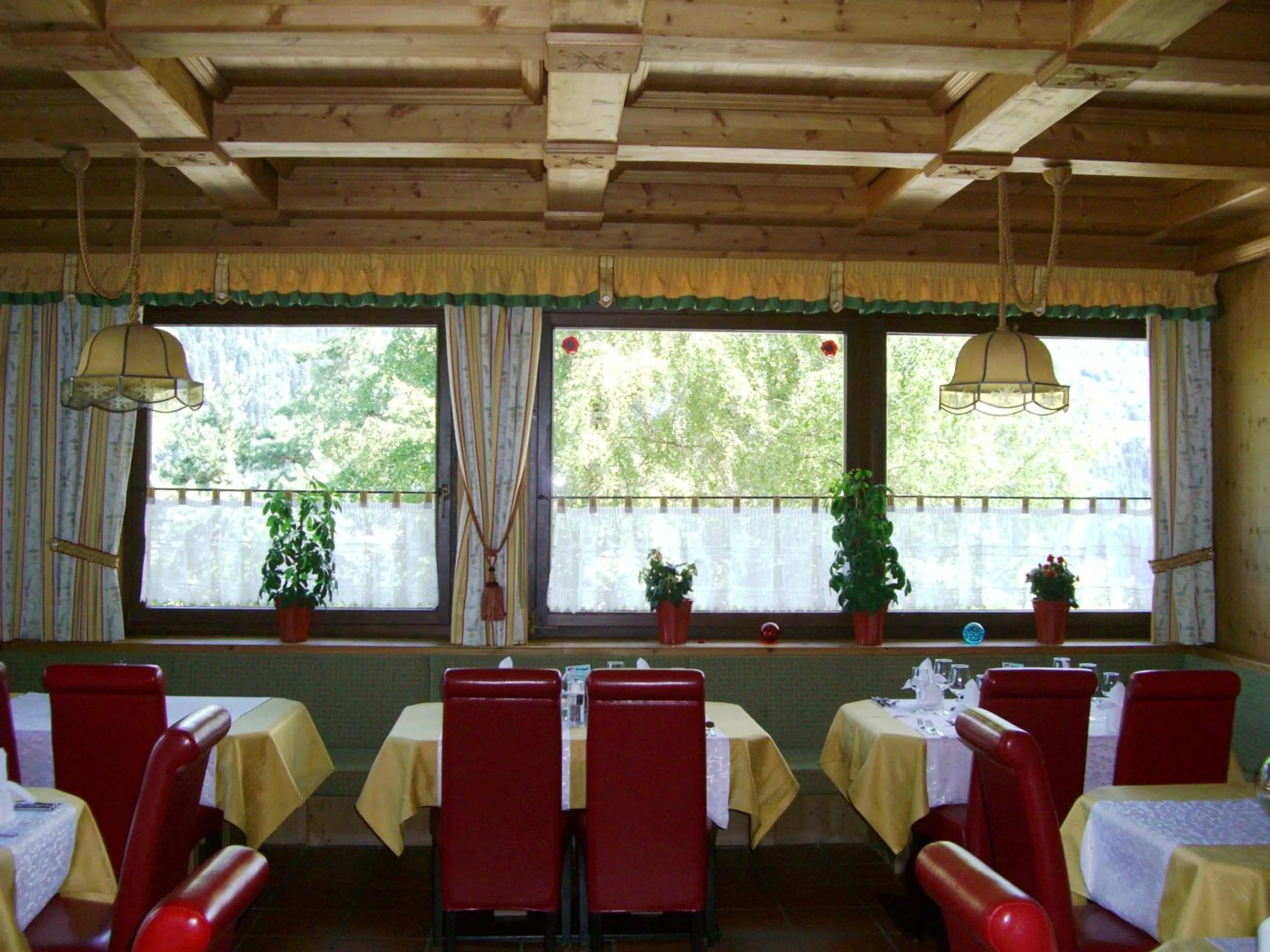 Restaurant/places to eat in Hotel Pension Weiratherhof