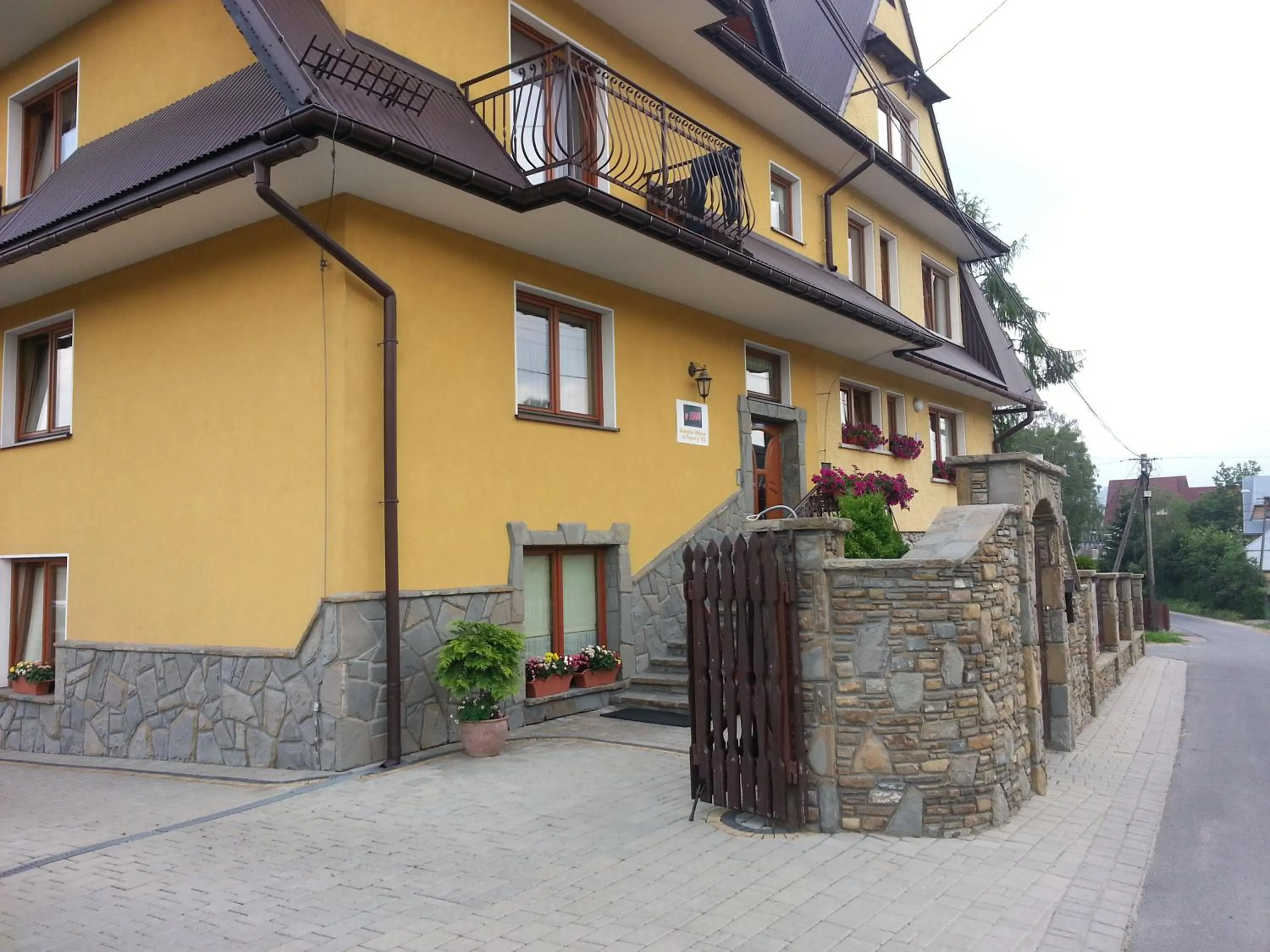 Facade/entrance in U Hani w pobliżu Gorący Potok i Termy