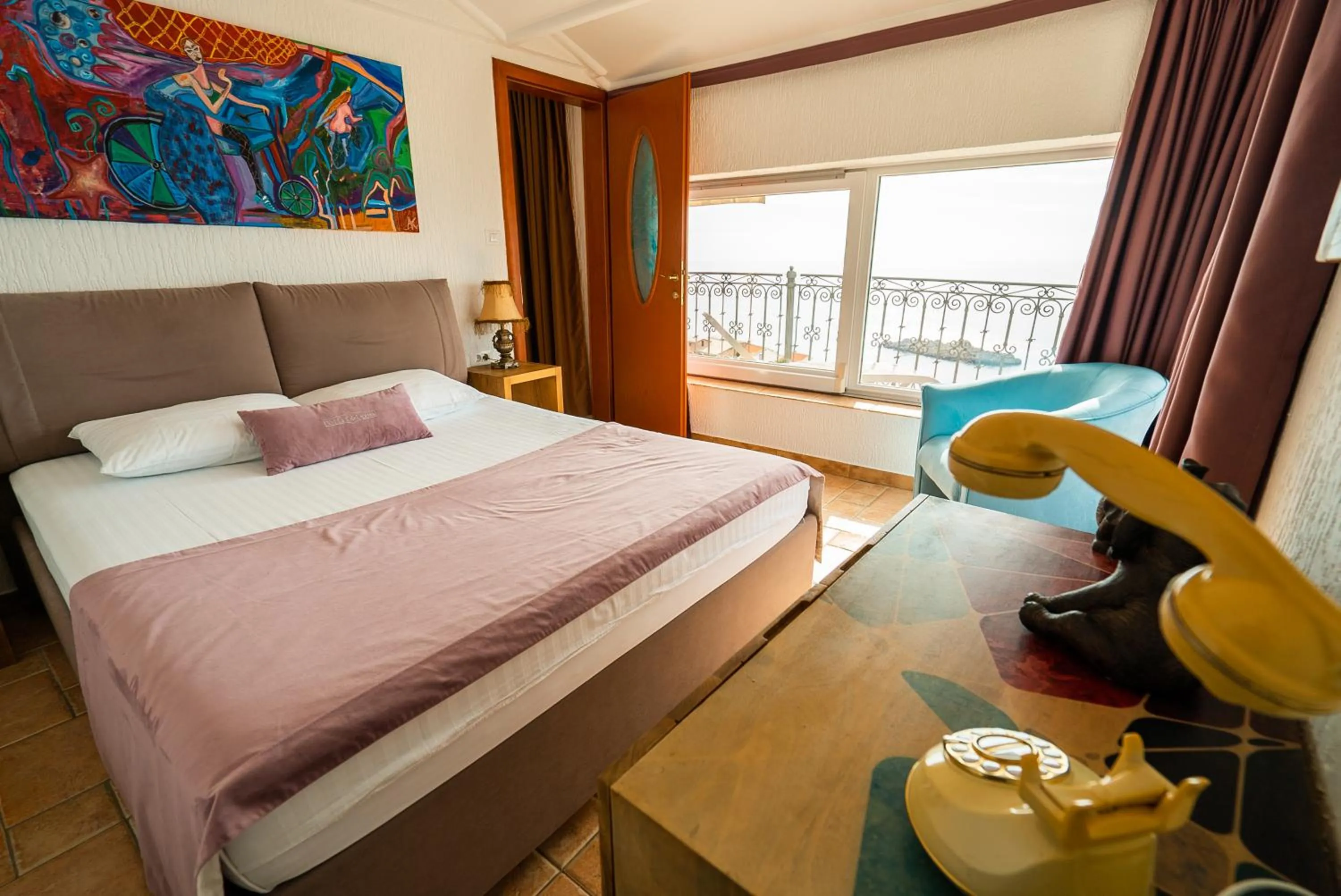 Bedroom, Bed in Villa Edelweiss