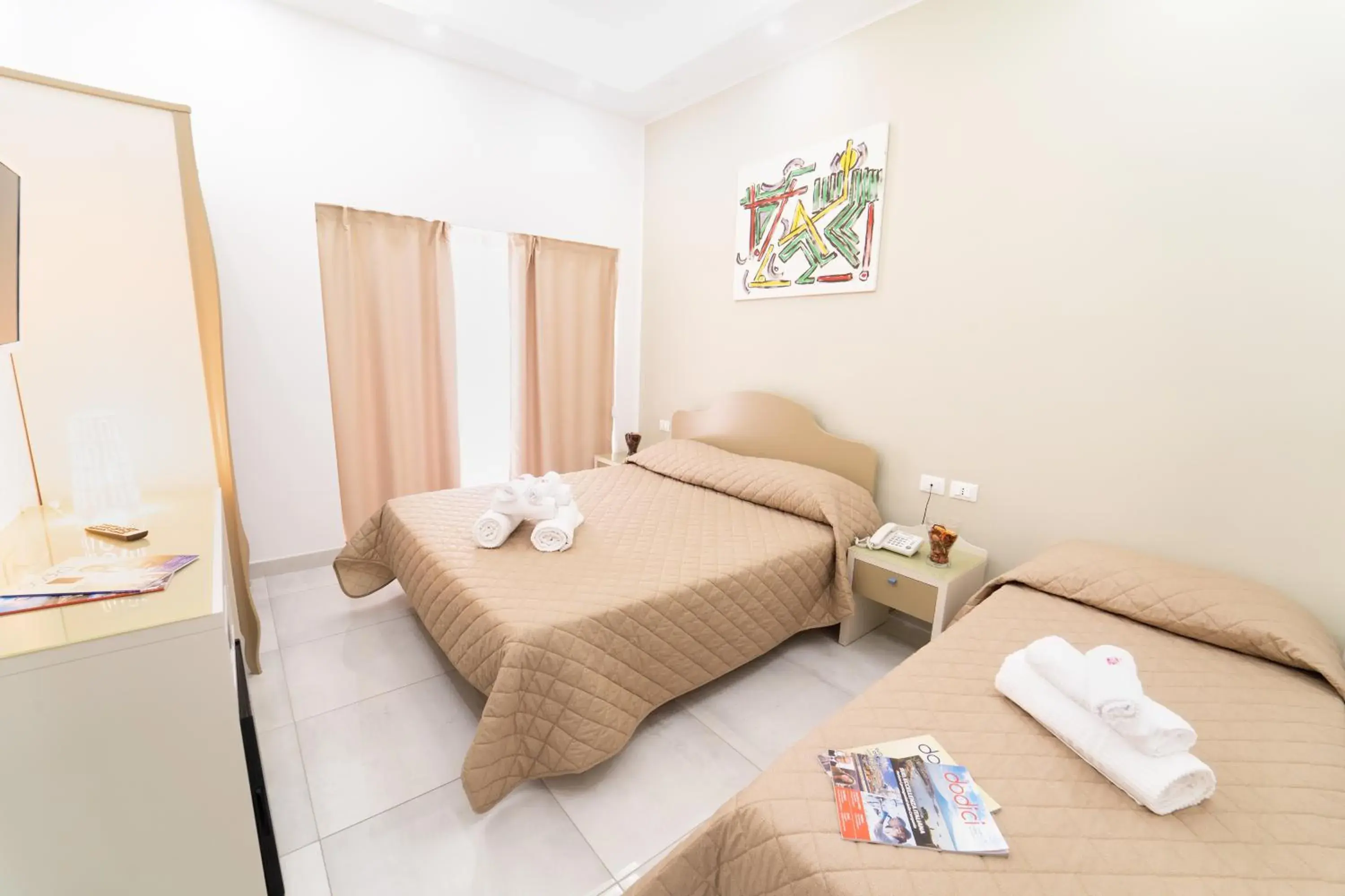 Deluxe Double Room in Royal Art H Duomo - Napoli Centro, by ClaPa Group Deluxe Double Room in Royal Art H Duomo - Napoli Centro, by ClaPa Group