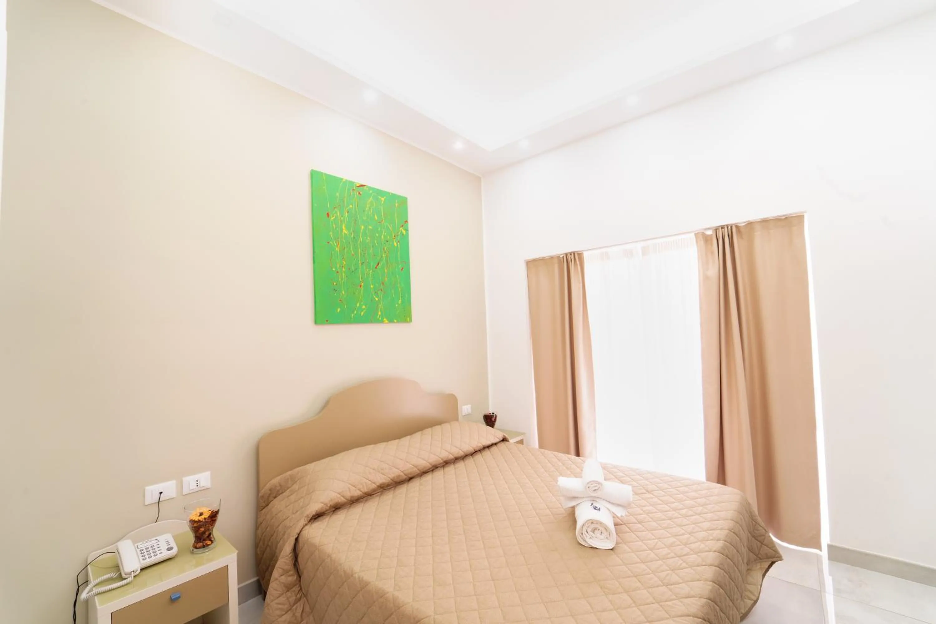 Other, Bed in Royal Art H Duomo - Napoli Centro, by ClaPa Group