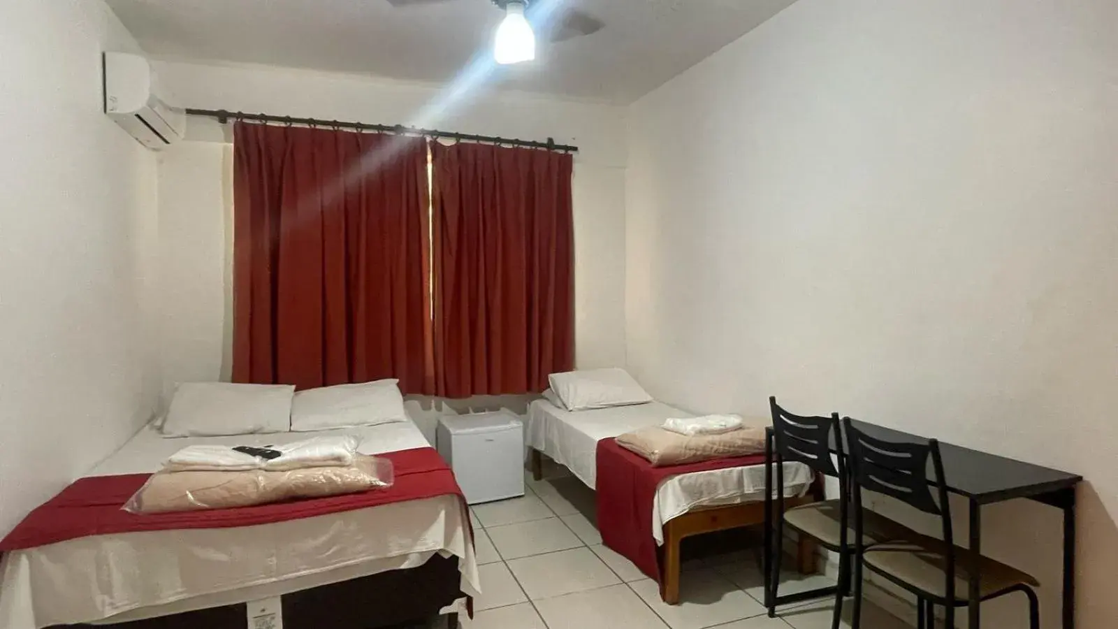 Double Room in Hotel Aquarius Double Room in Hotel Aquarius