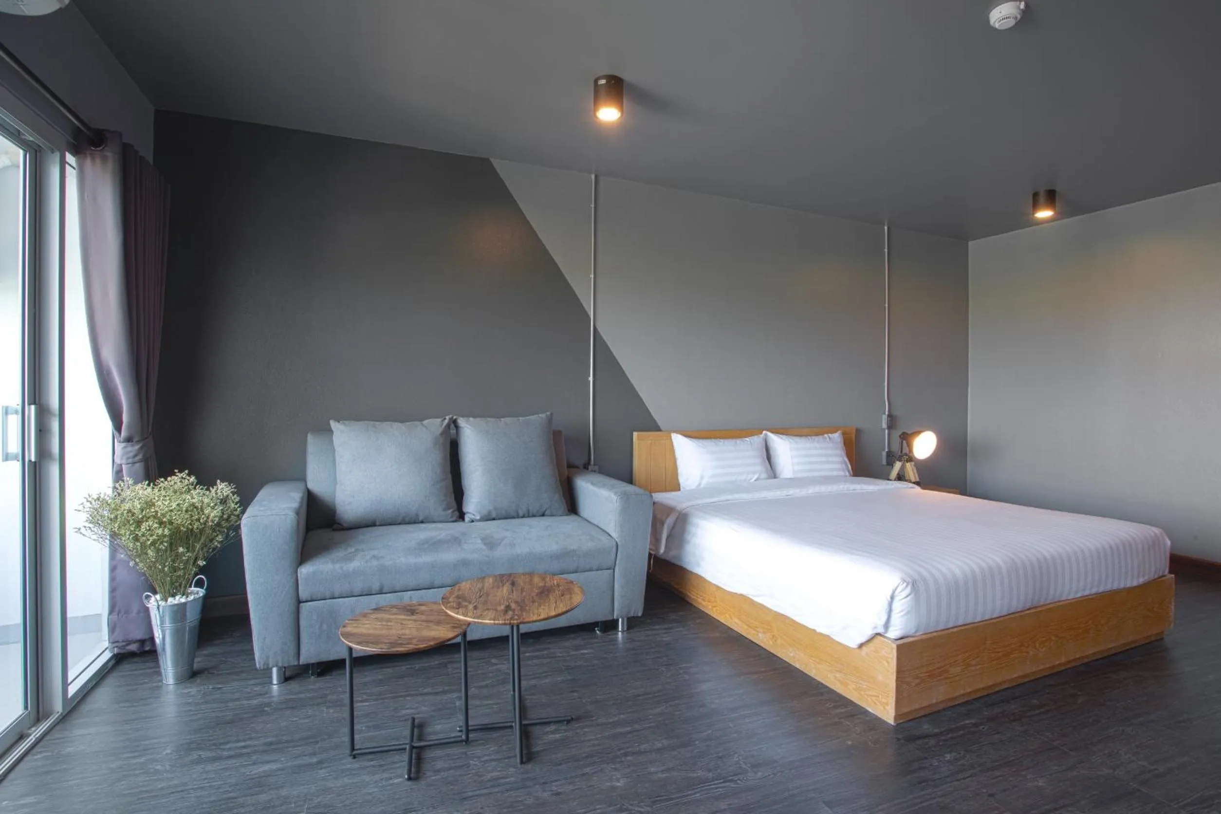 Photo of the whole room, Bed in Get Zleep Premium Budget Hotel