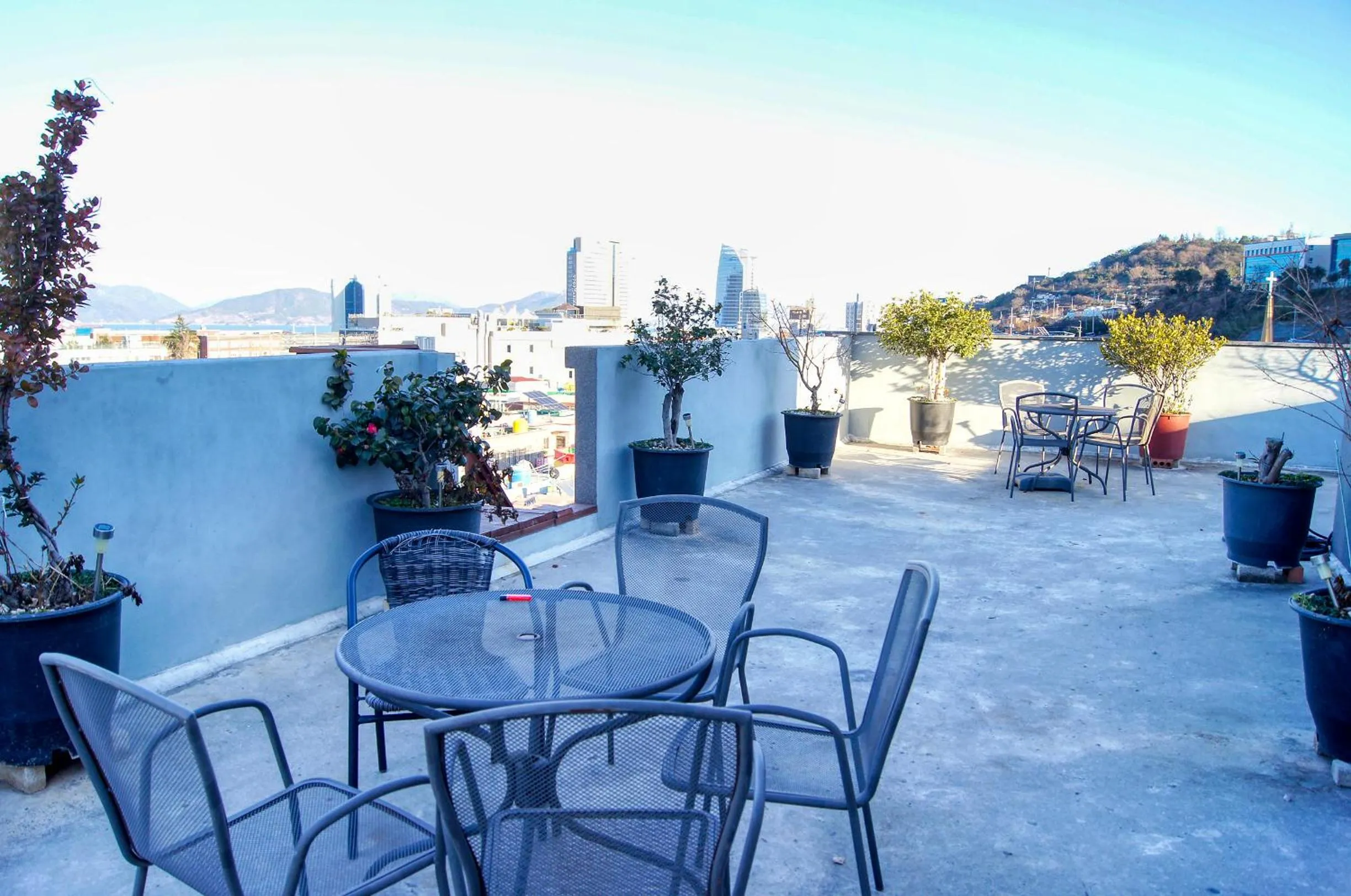 Balcony/Terrace in Backpackers In Yeosu