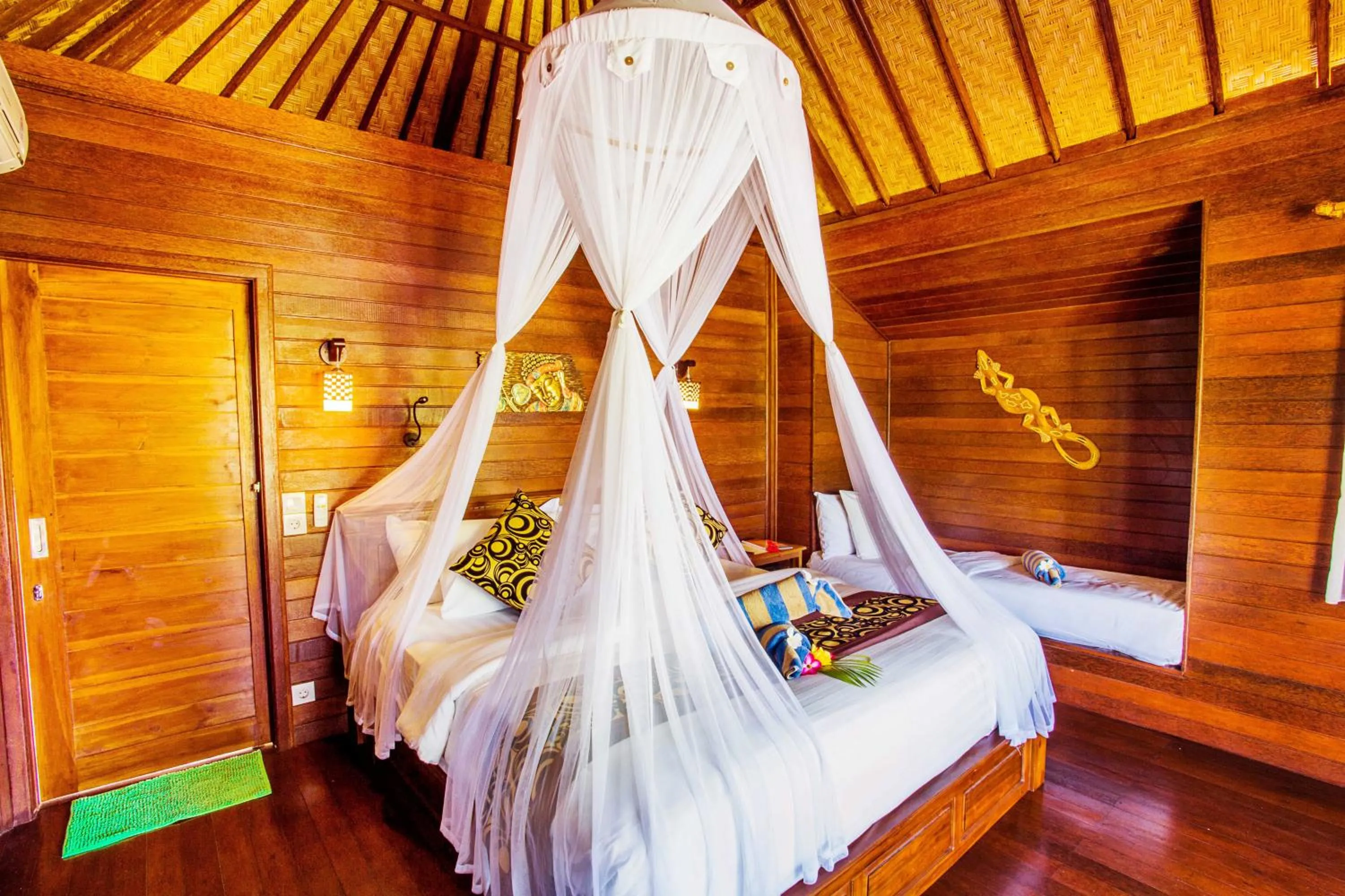 Bed in Sunset Garden Nusa Lembongan