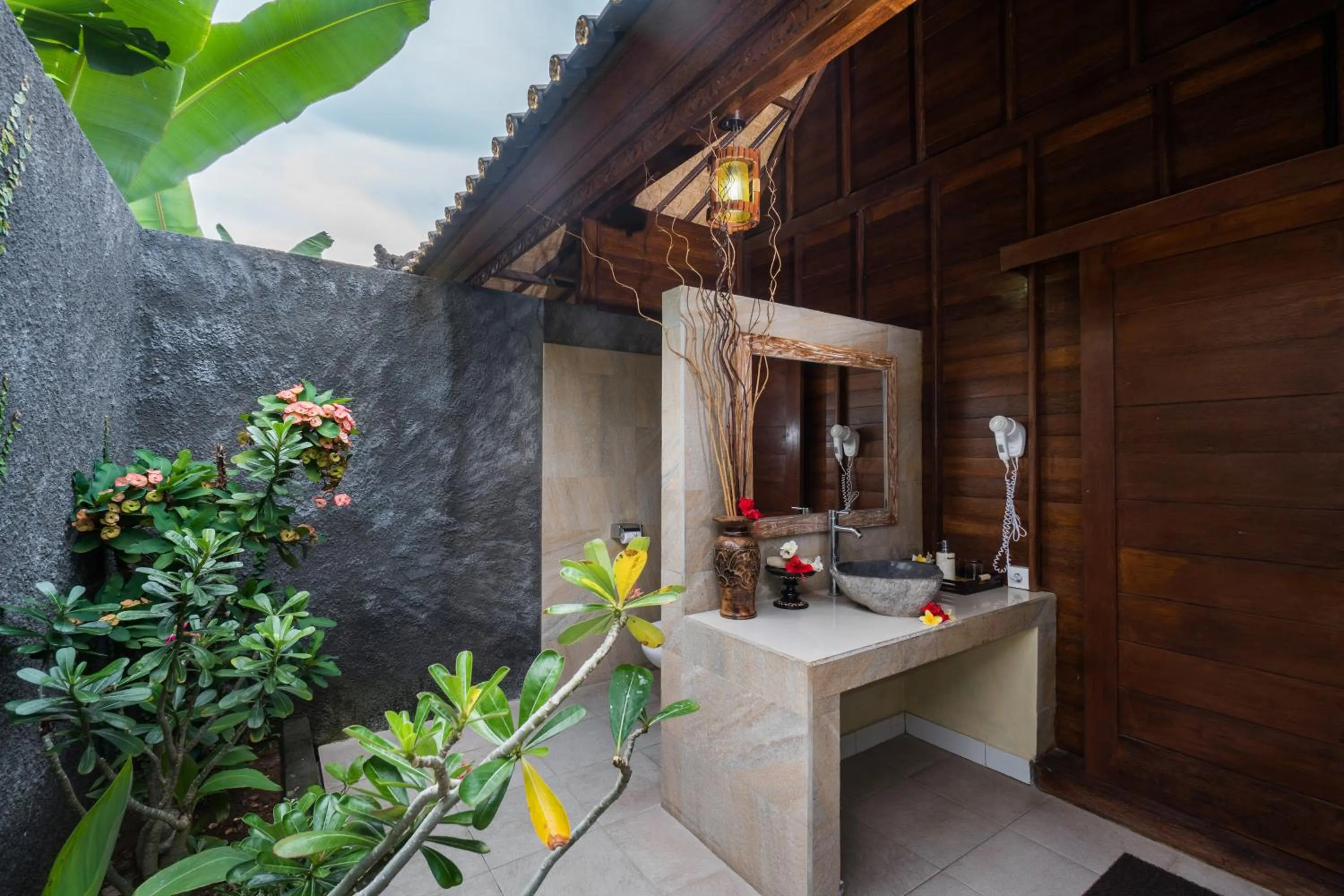 Facade/entrance in Sunset Garden Nusa Lembongan