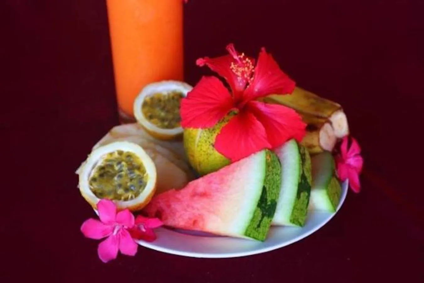 Breakfast in Mocco Beach Villa