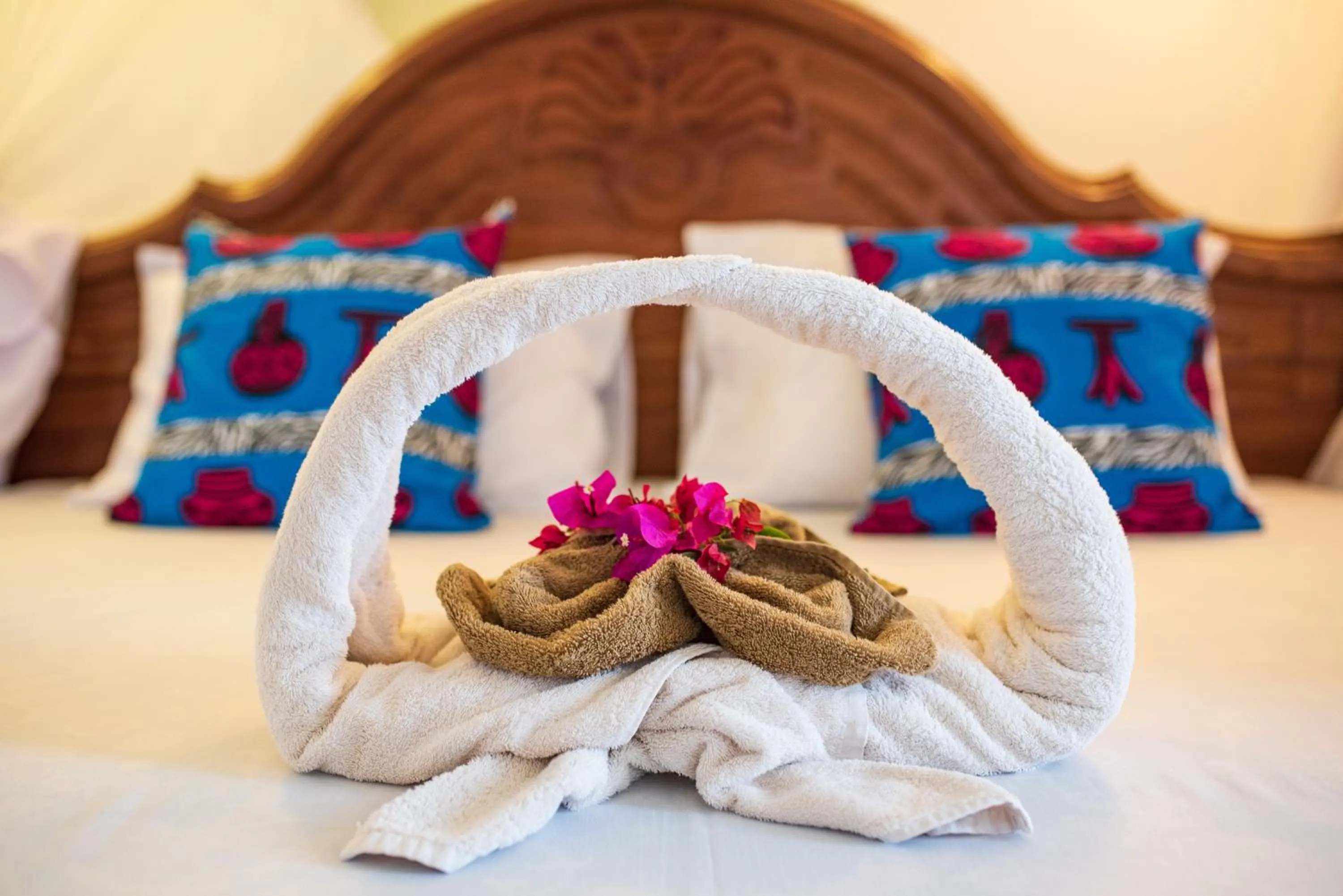 Decorative detail, Bed in Mocco Beach Villa