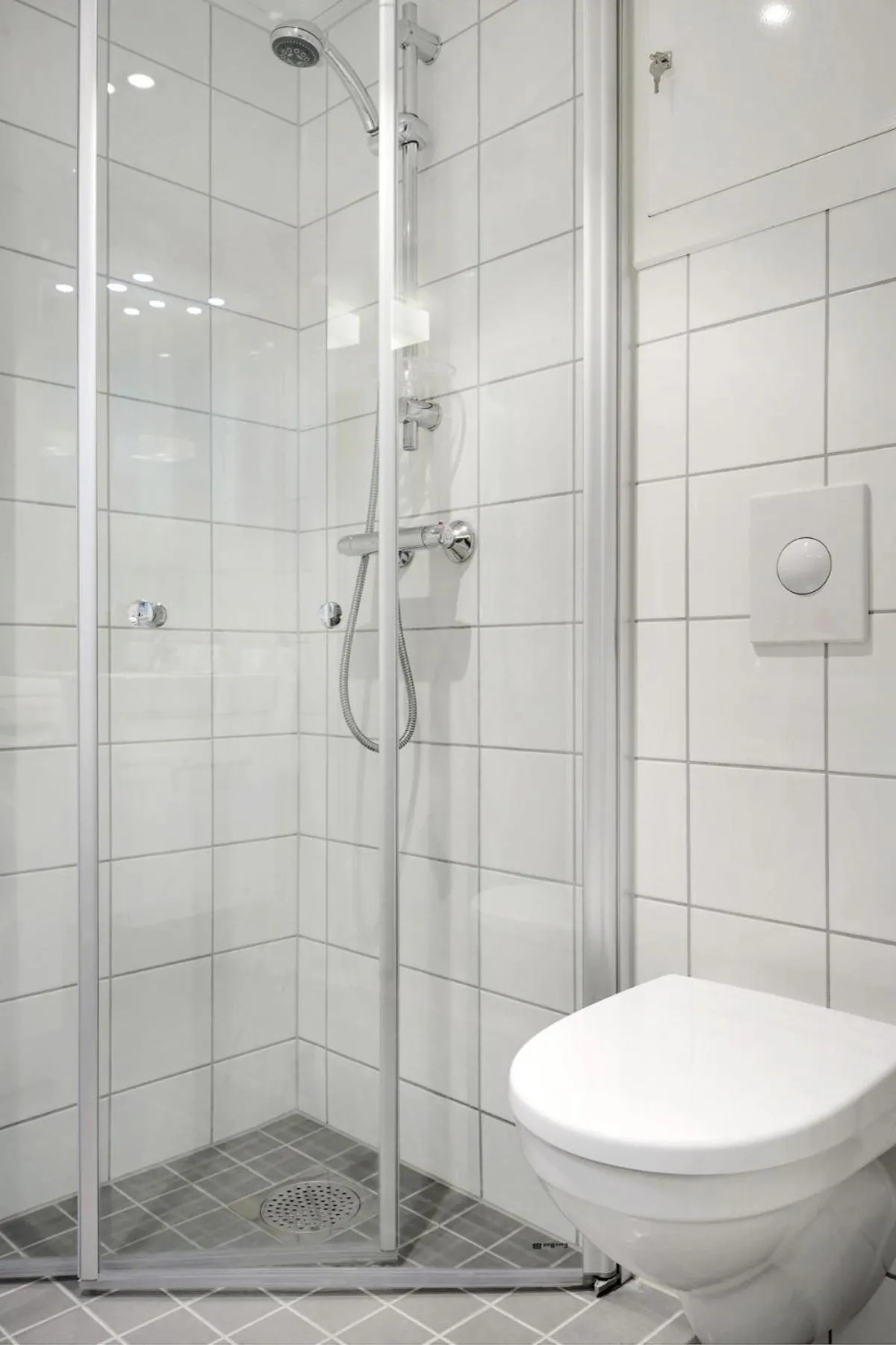 Shower in The Apartments Company - Majorstuen