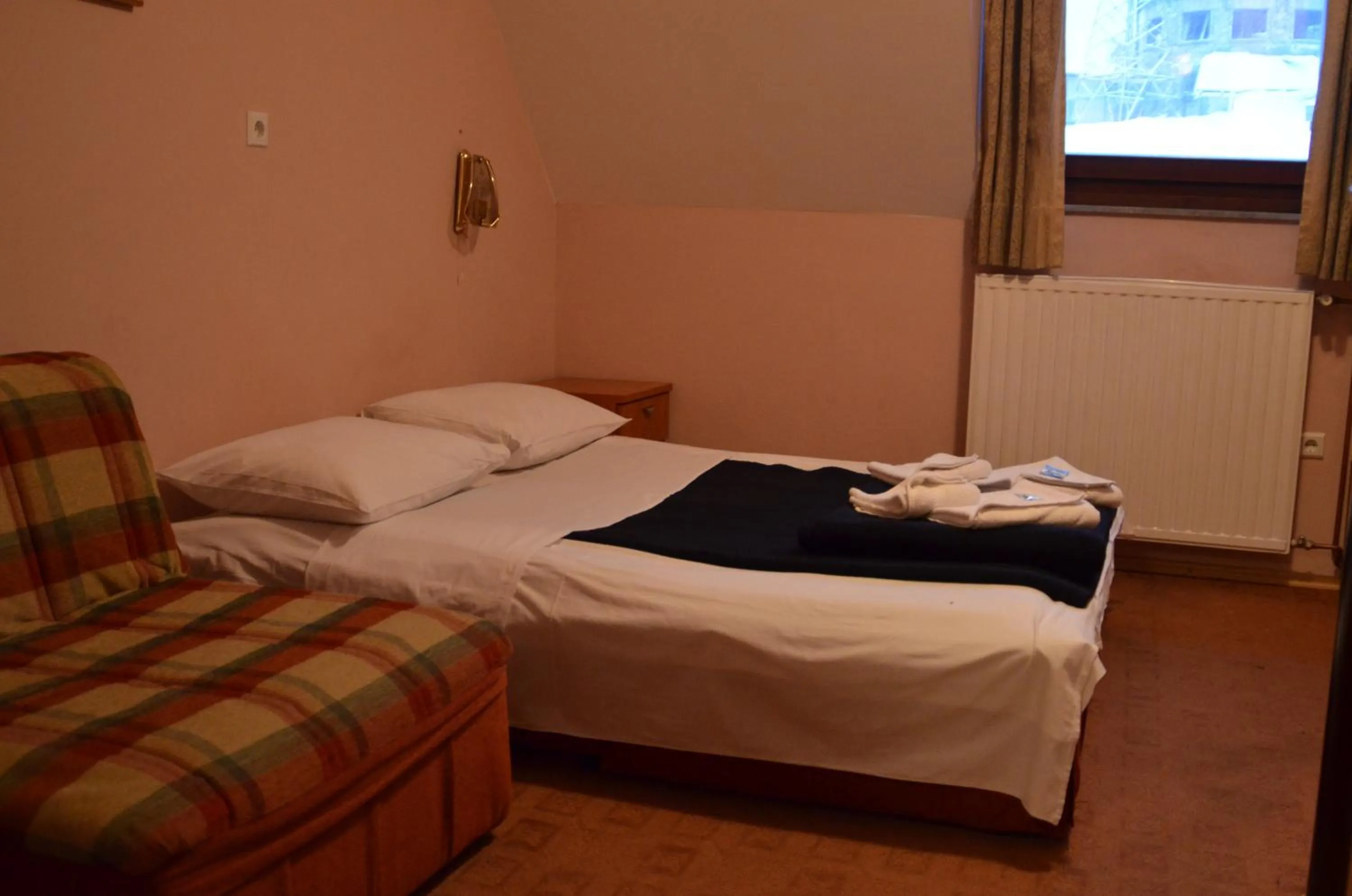 Bedroom, Bed in Hotel Dva Javora