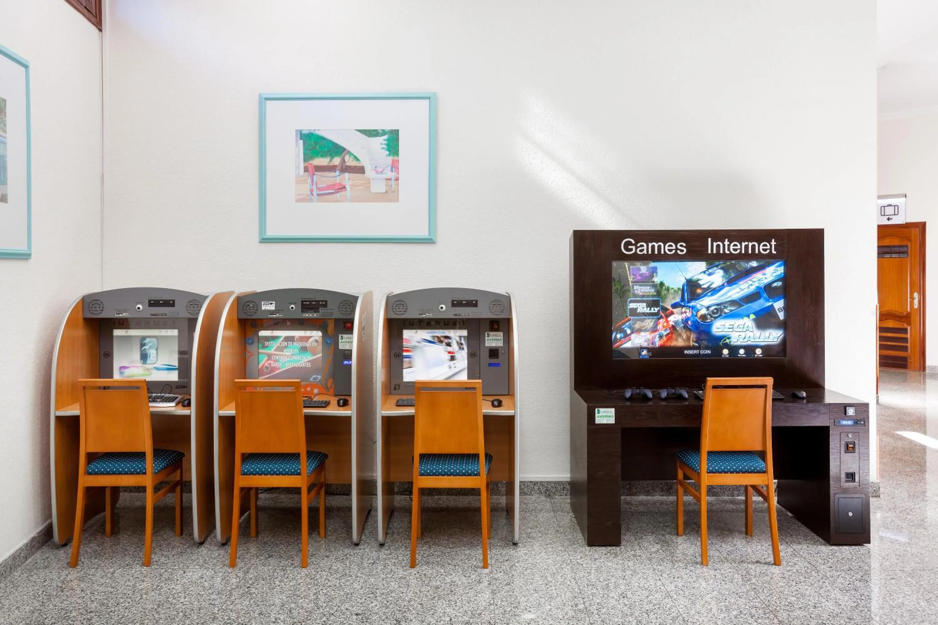 Lounge or bar in Apartamentos Casablanca