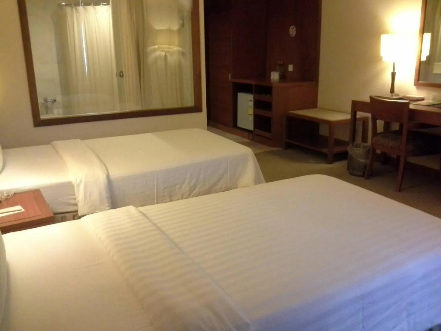 cot, Bed in Grand Mandarin Betong Hotel