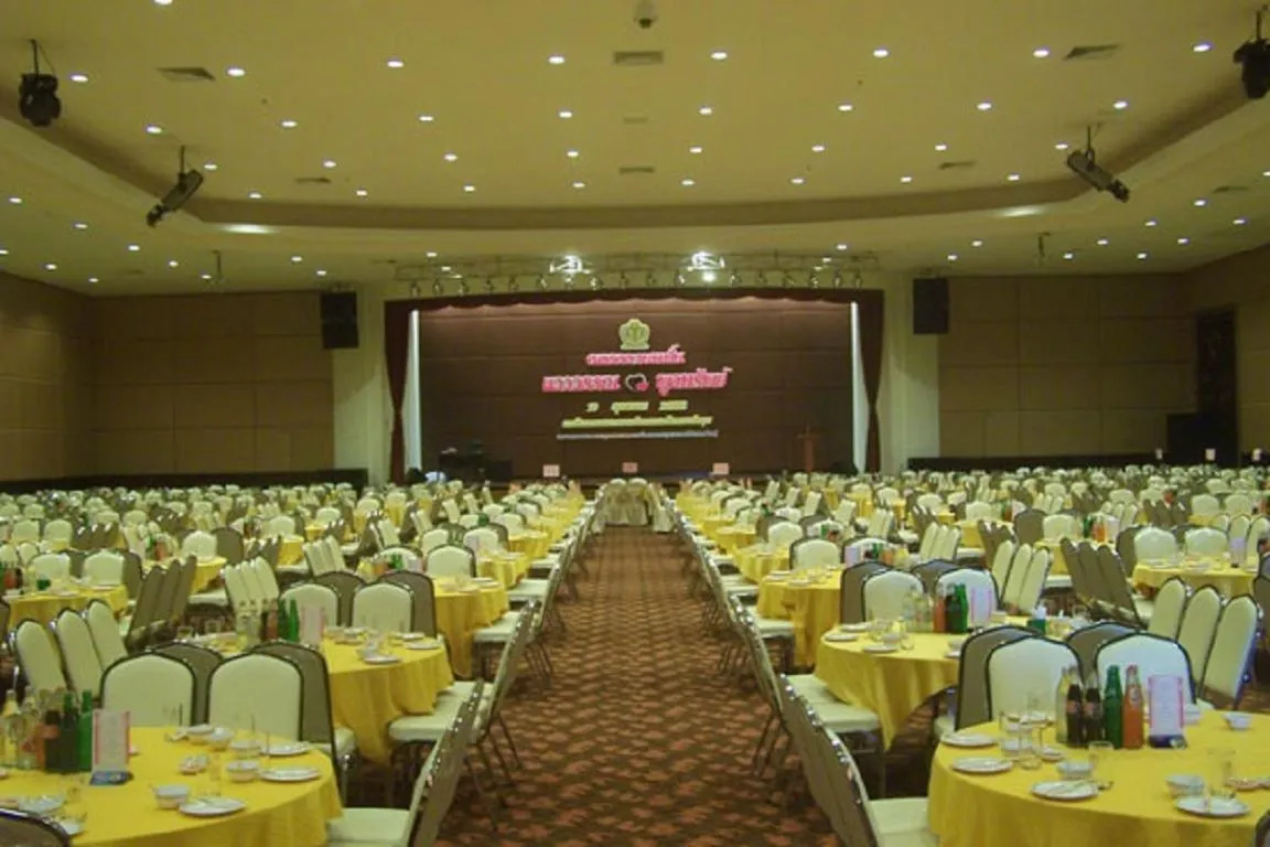 Restaurant/places to eat in Grand Mandarin Betong Hotel