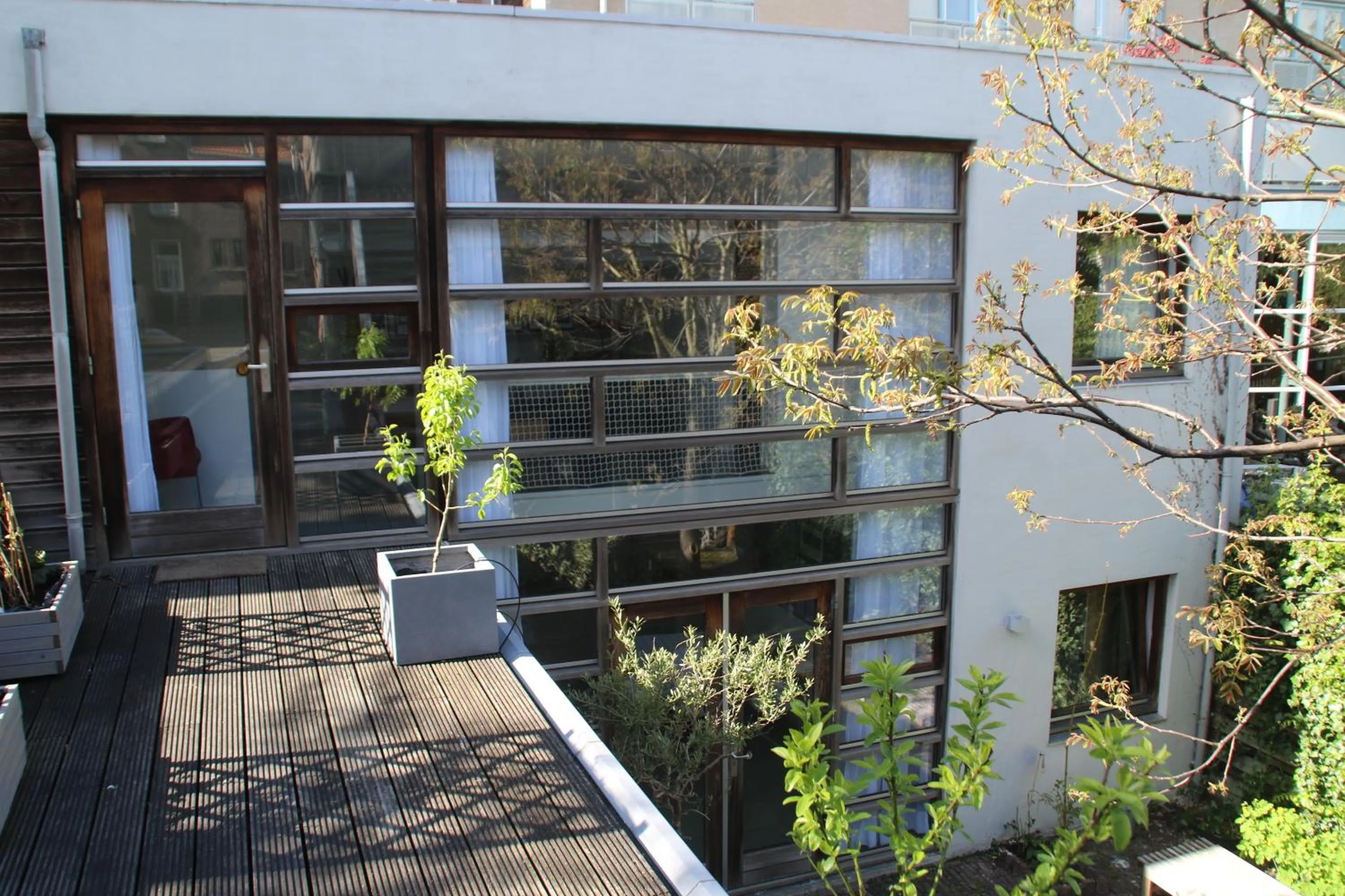 Property building in Bed of Roses