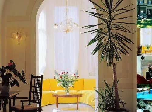 Lobby or reception in Hotel Byron