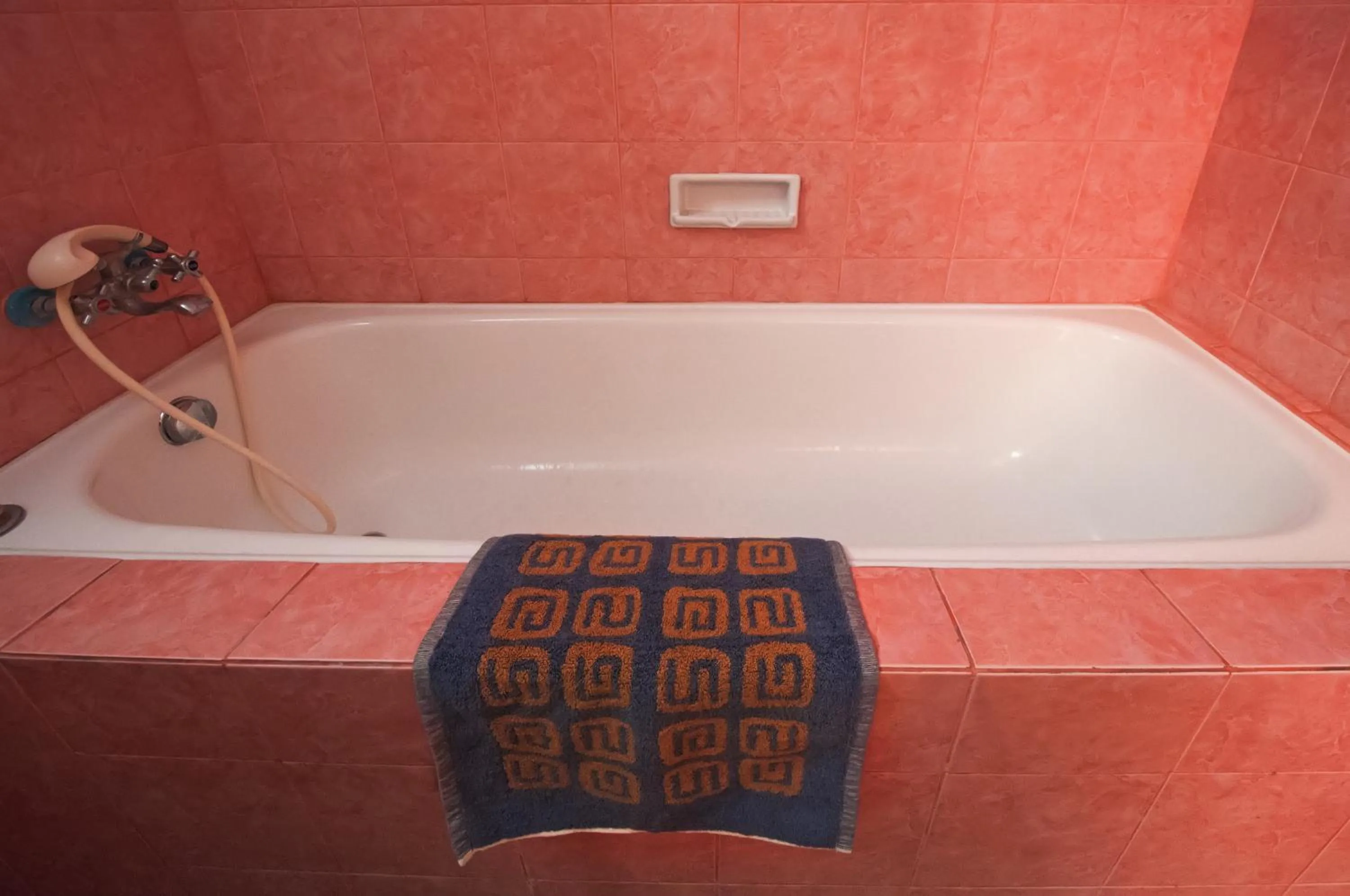 Bathroom in Pesona Beach Inn