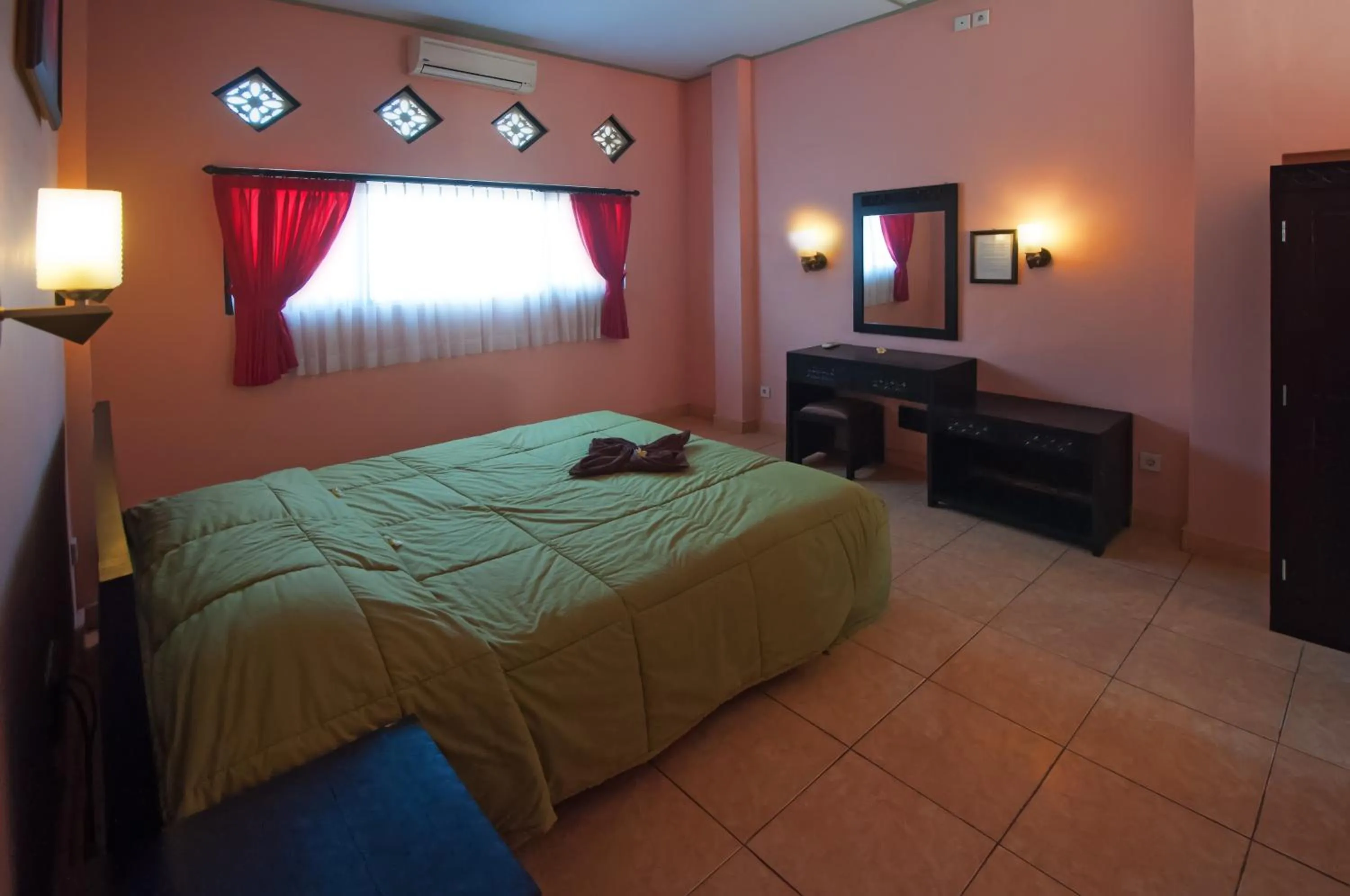 bunk bed, Bed in Pesona Beach Inn