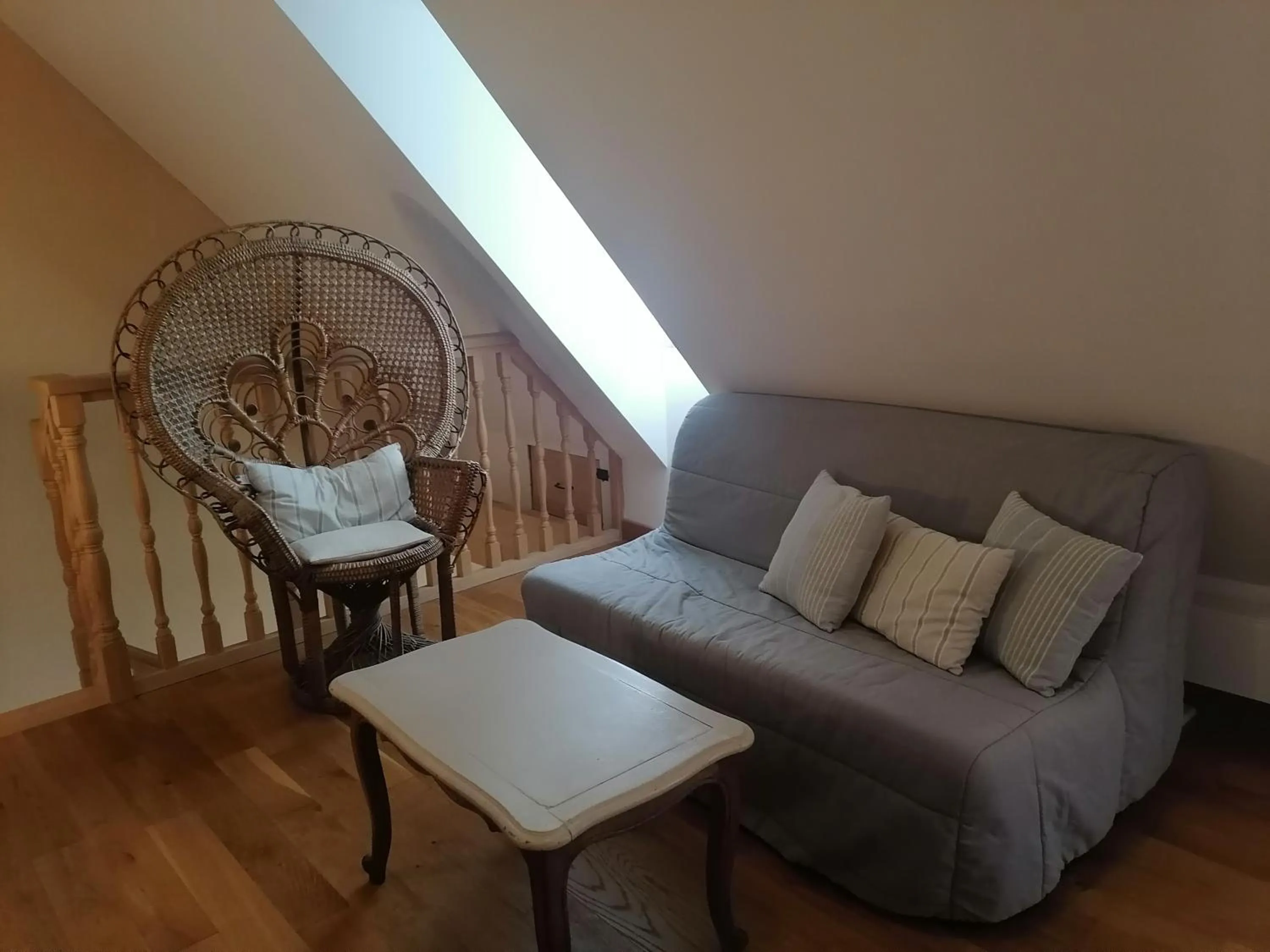 Seating area in Frairie Du Divit