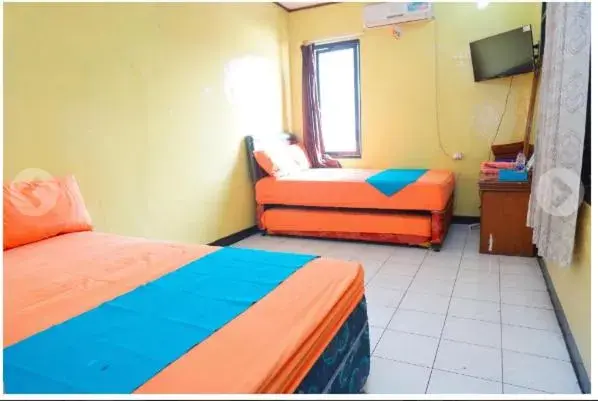 Deluxe Twin Room in Budi House & Food Station Deluxe Twin Room in Budi House & Food Station