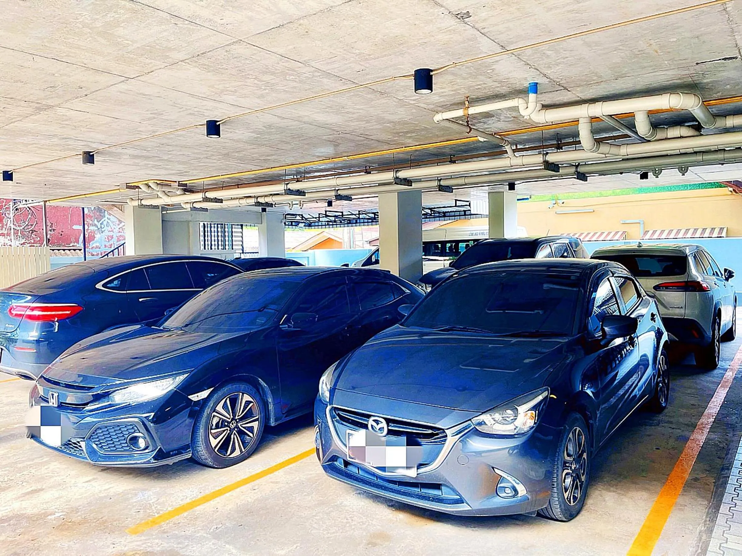 Parking in The Sixteenth Naiyang Beach Hotel- Free Schedule Airport Shuttle