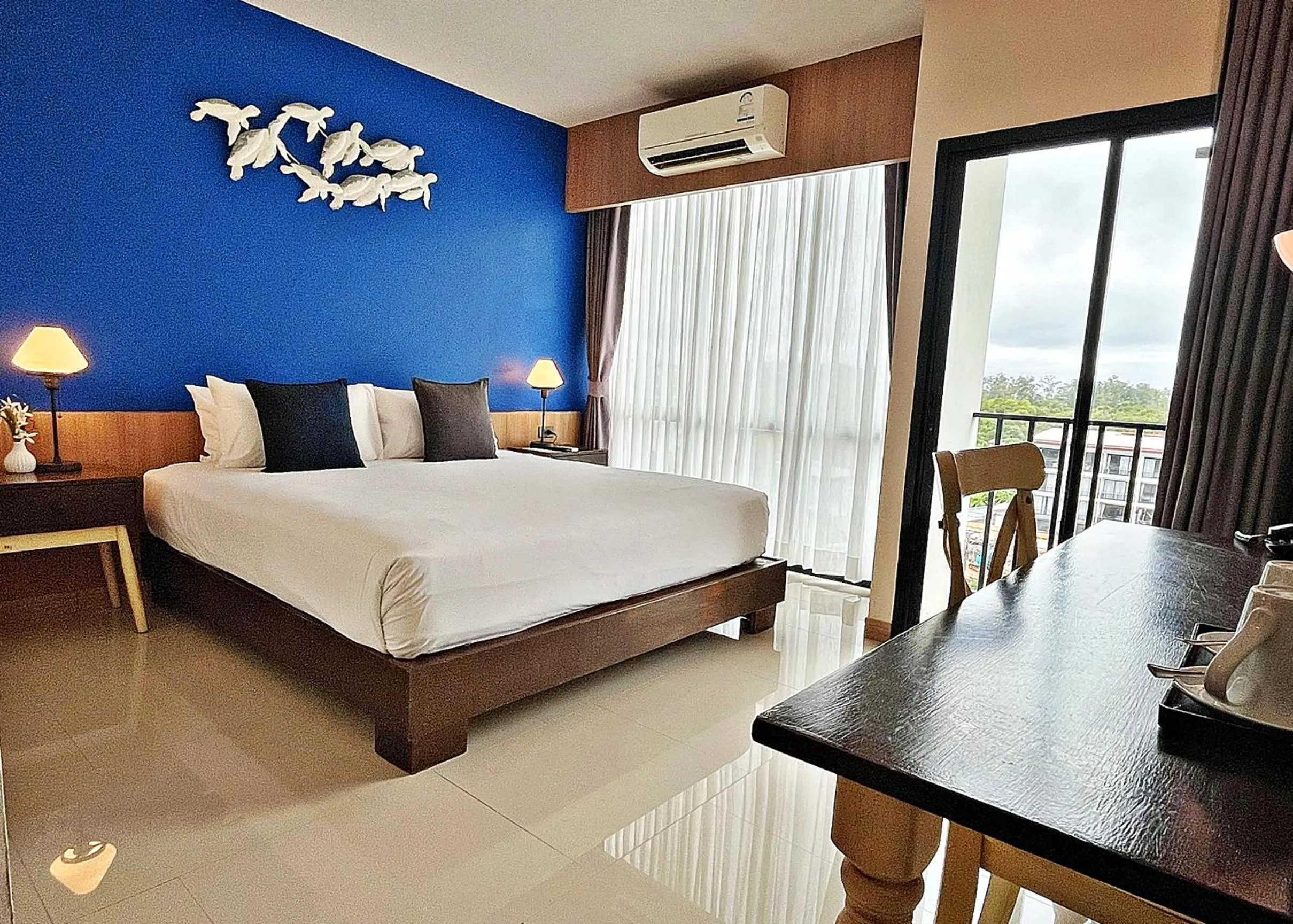Bed in The Sixteenth Naiyang Beach Hotel- Free Schedule Airport Shuttle