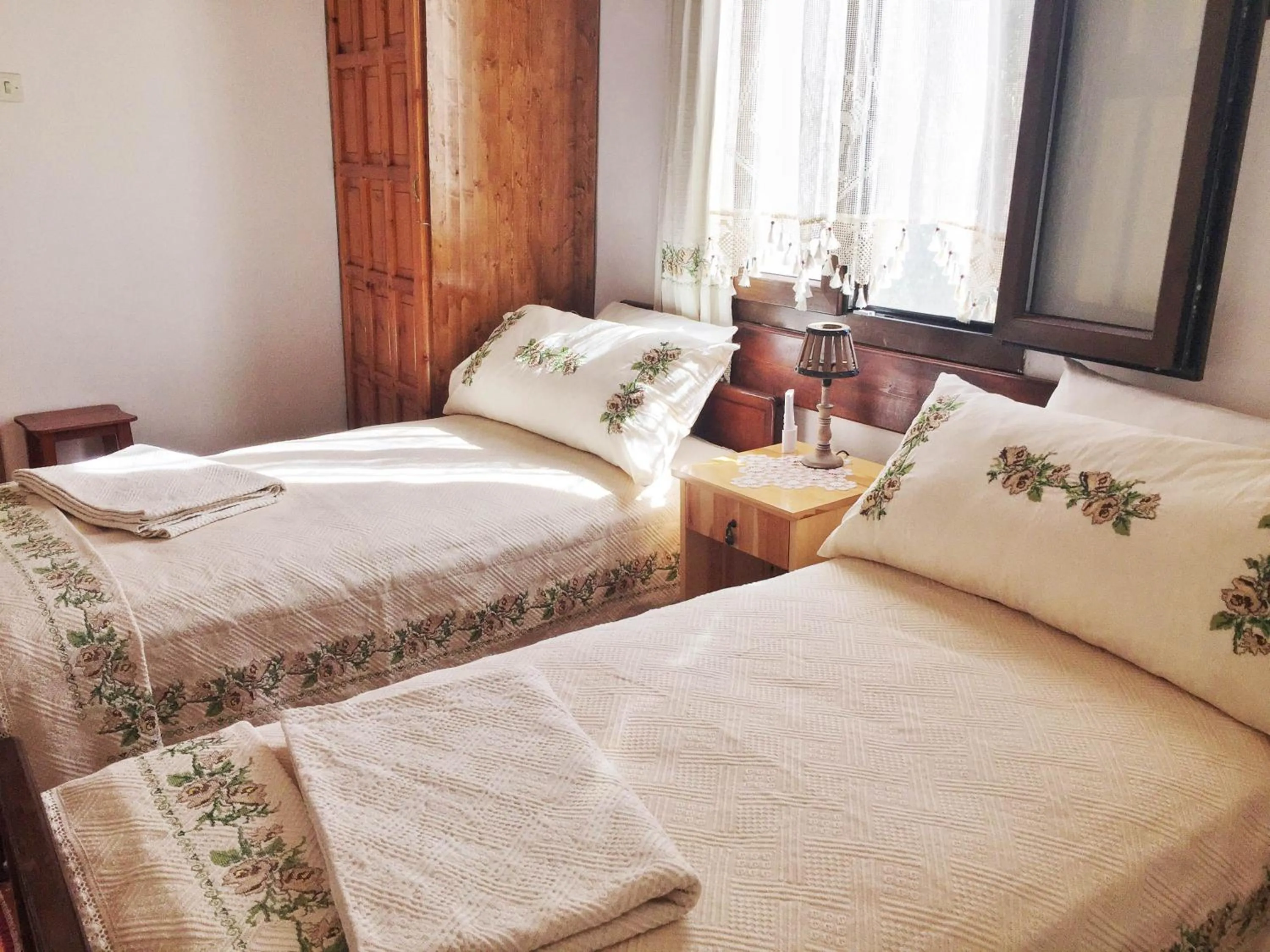 Bedroom, Bed in Saklı Konak