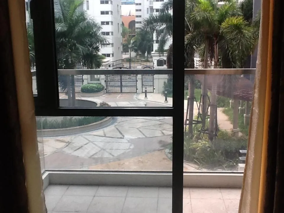 Palm Tree Genlex Condo