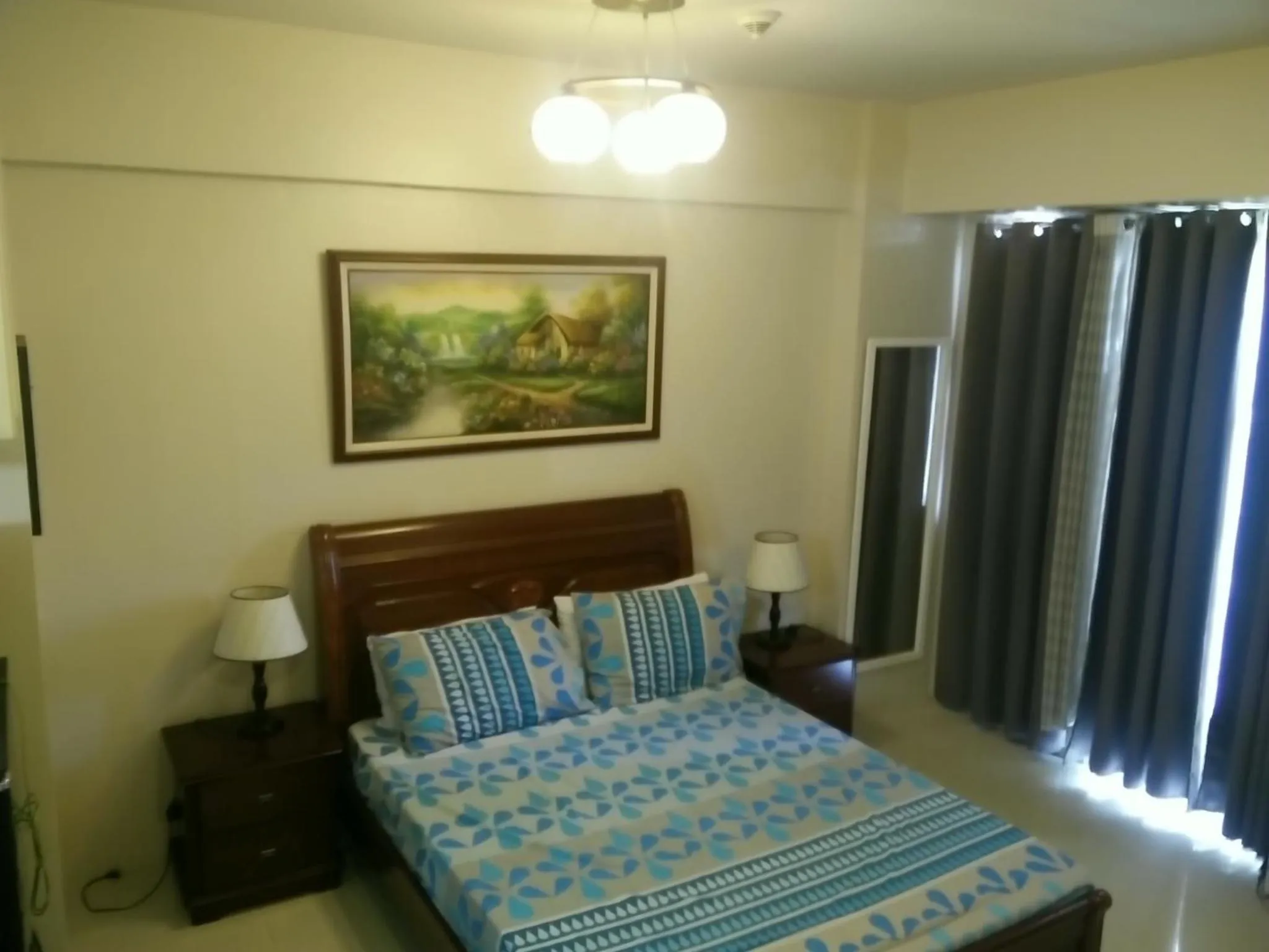 Bed in Palm Tree Genlex Condo