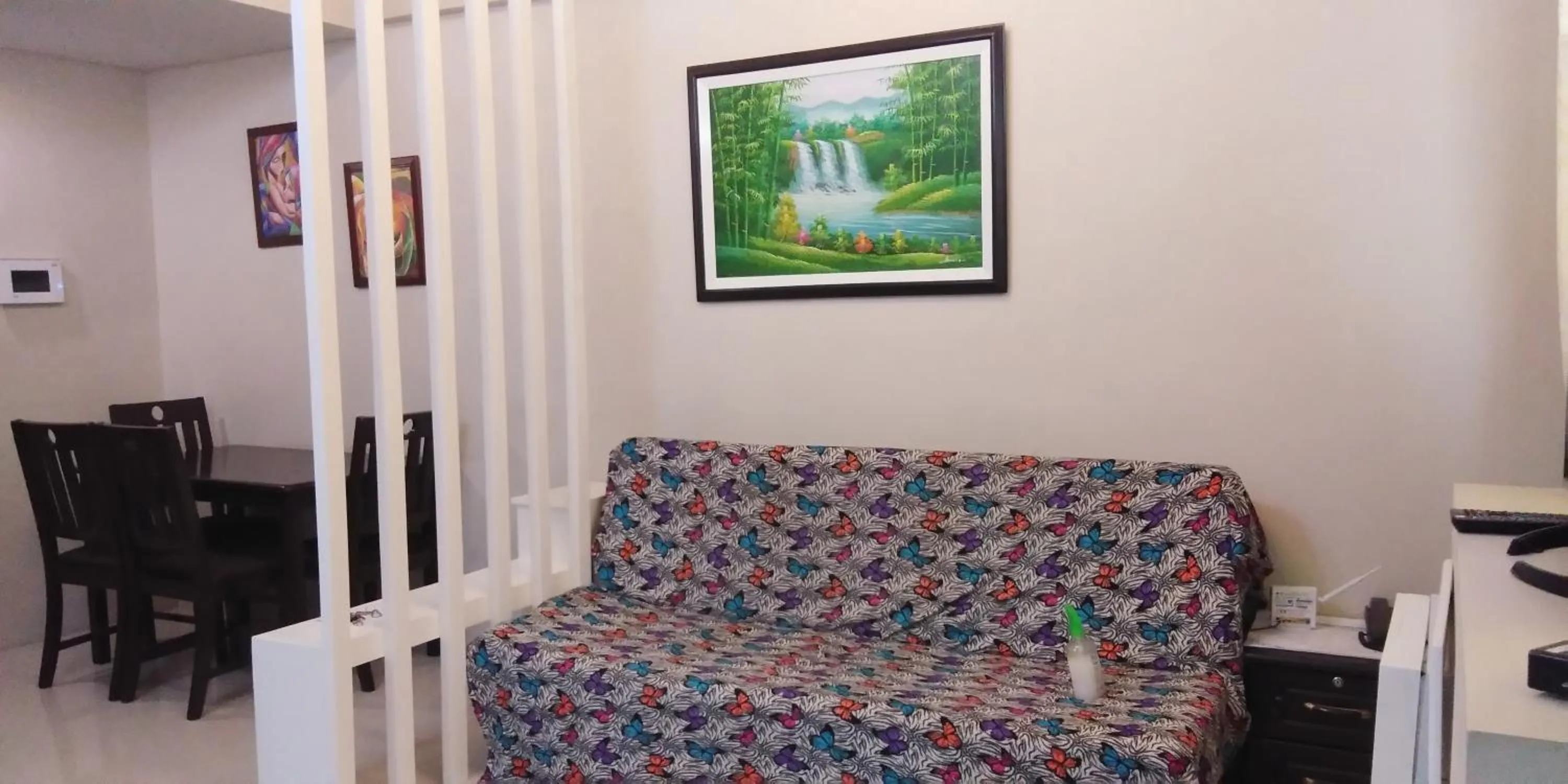 Bed in Palm Tree Genlex Condo