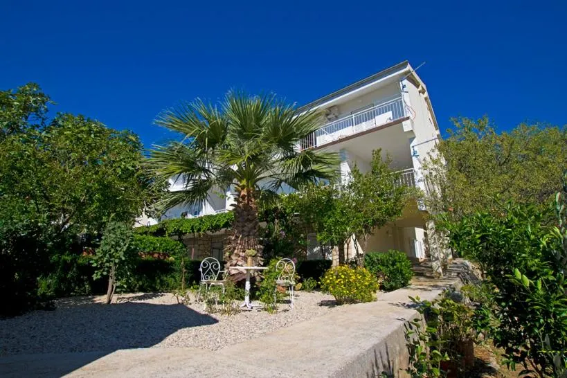 Apartment with Sea View in Apartment Duda
