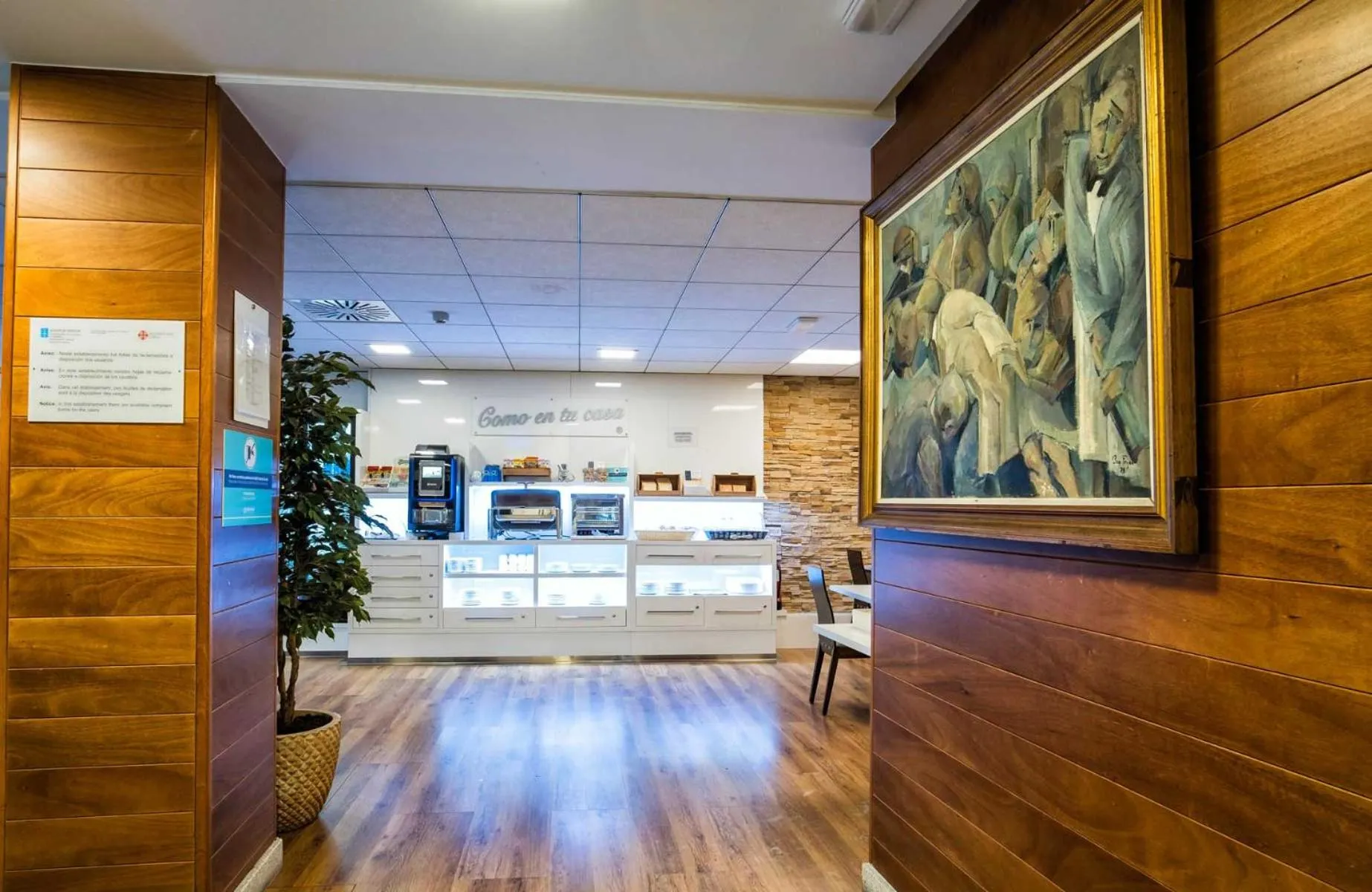 Breakfast in Hotel Alda Bonaval