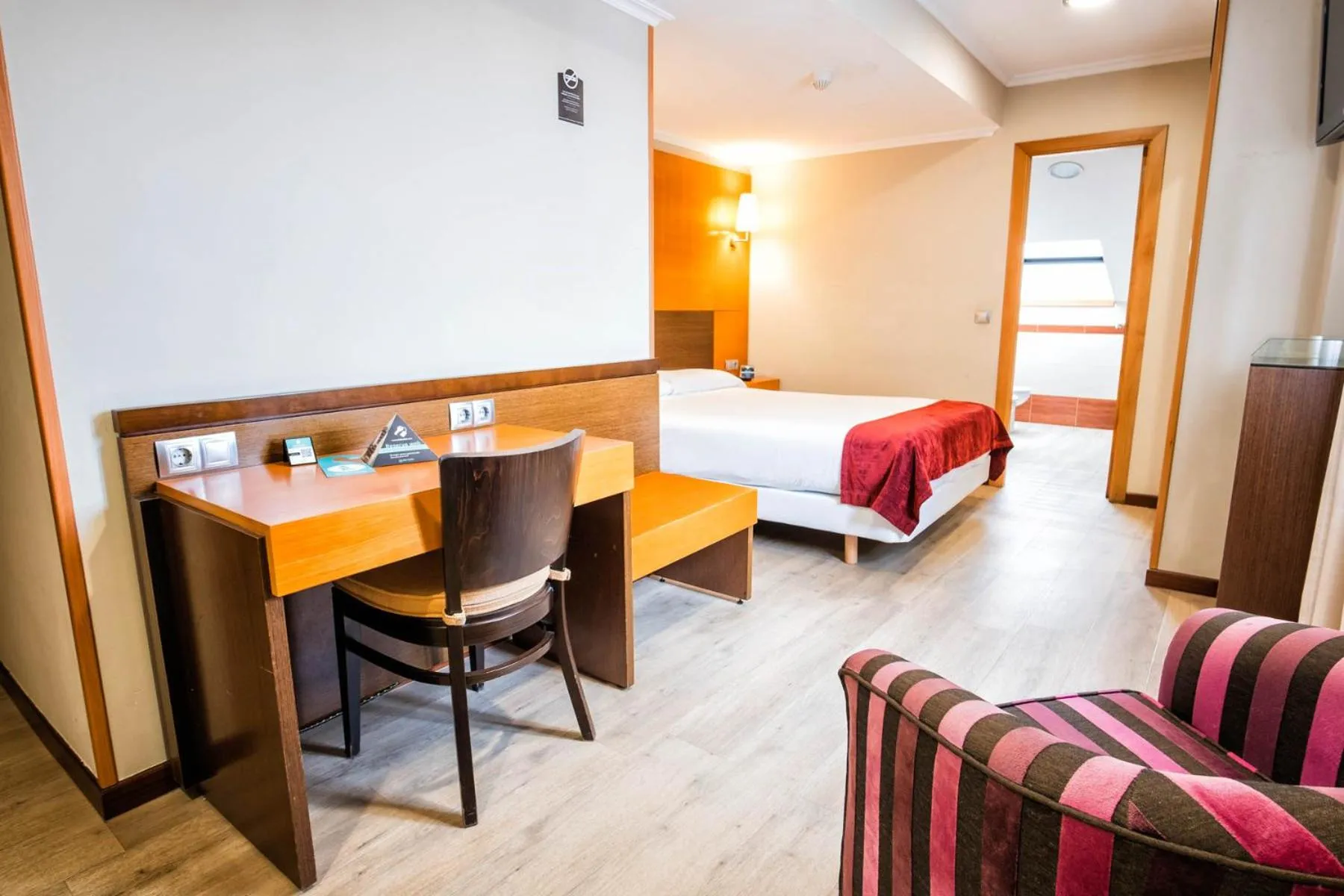 Bedroom, Bed in Hotel Alda Bonaval