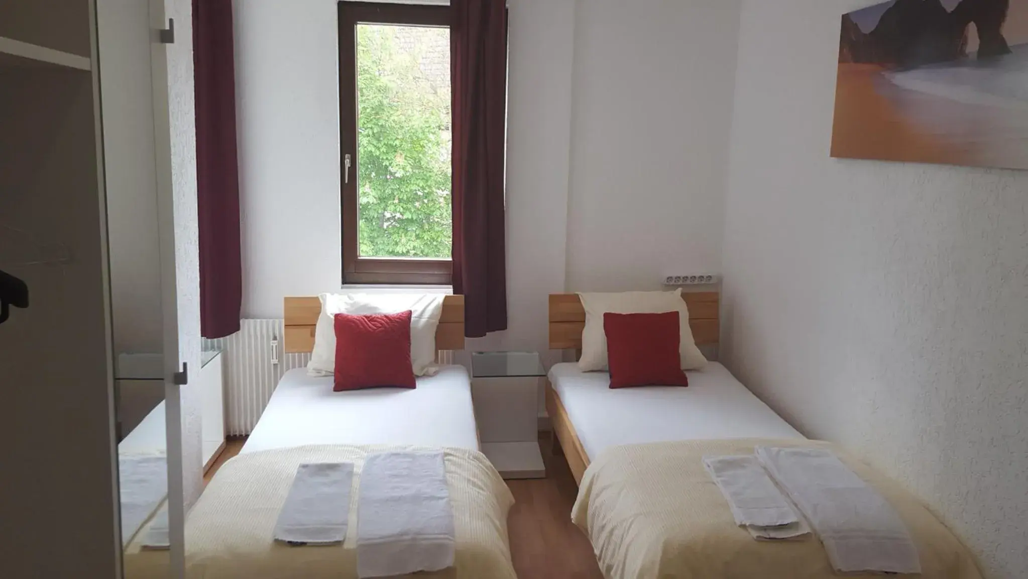 Double Room with Private Bathroom in Dionysos Traube Double Room with Private Bathroom in Dionysos Traube