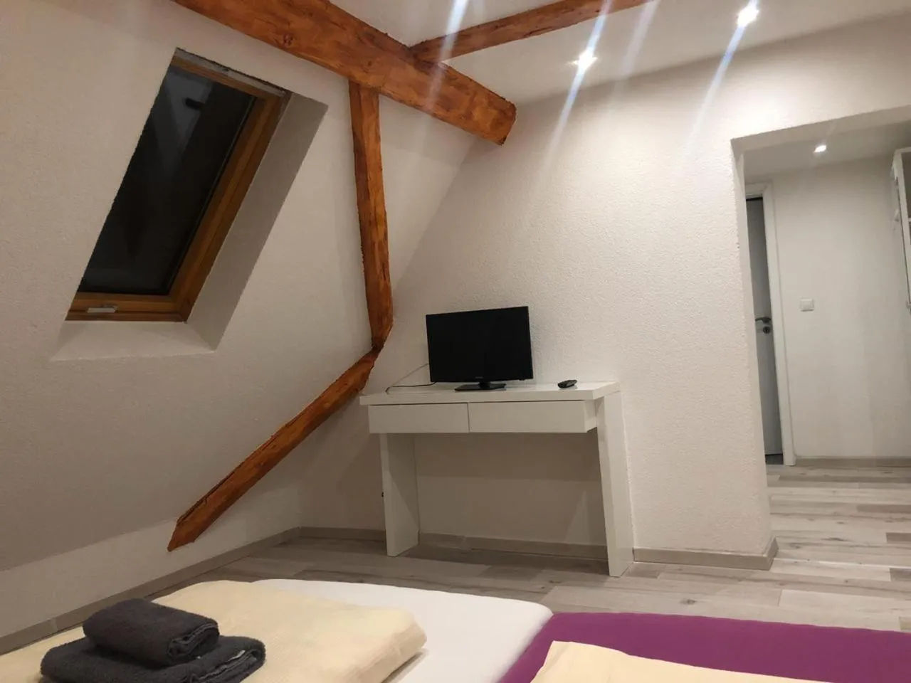 Restaurant/places to eat in Dionysos Traube