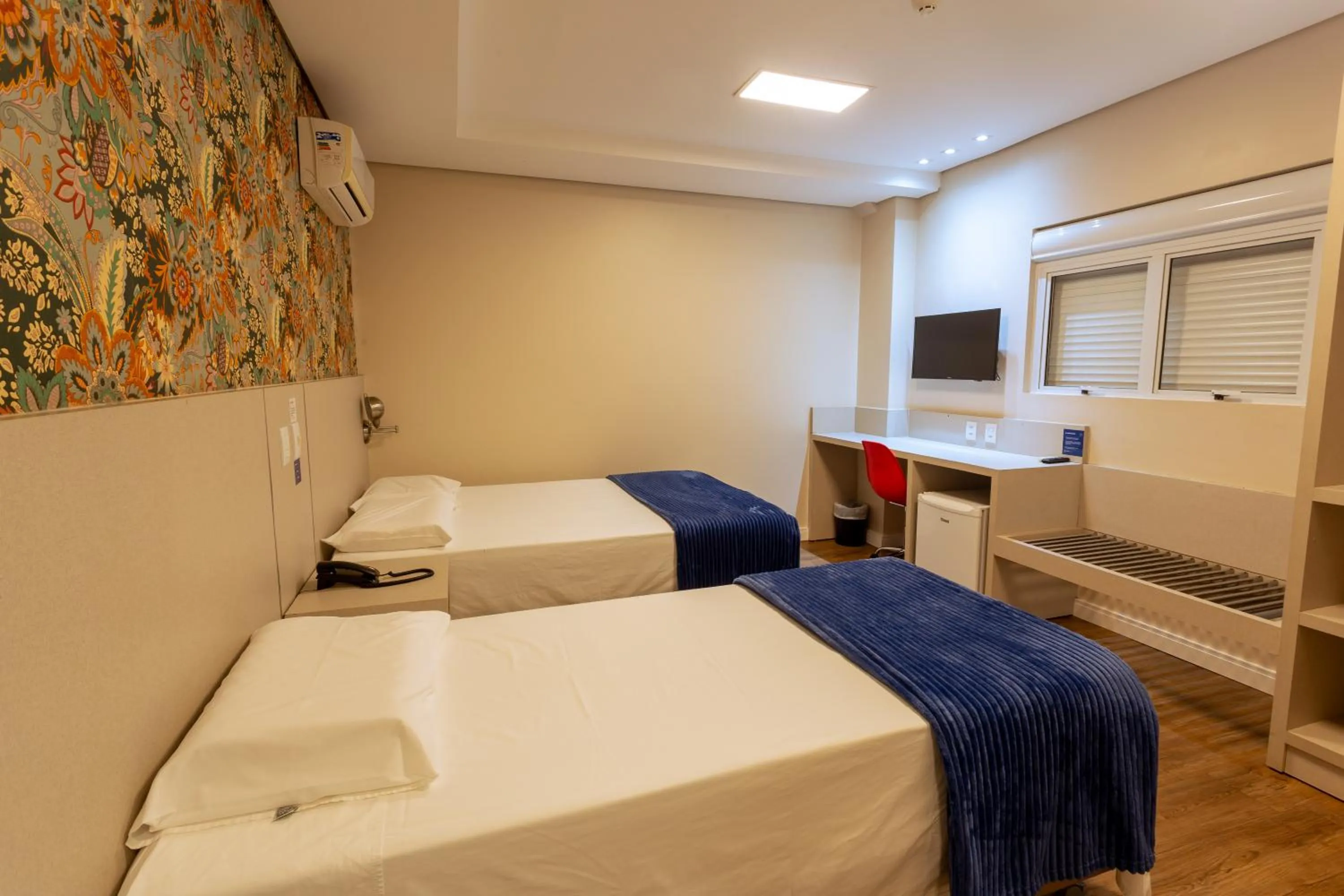 Bedroom, Bed in Hiber Hotel - Acesso a Chapecó