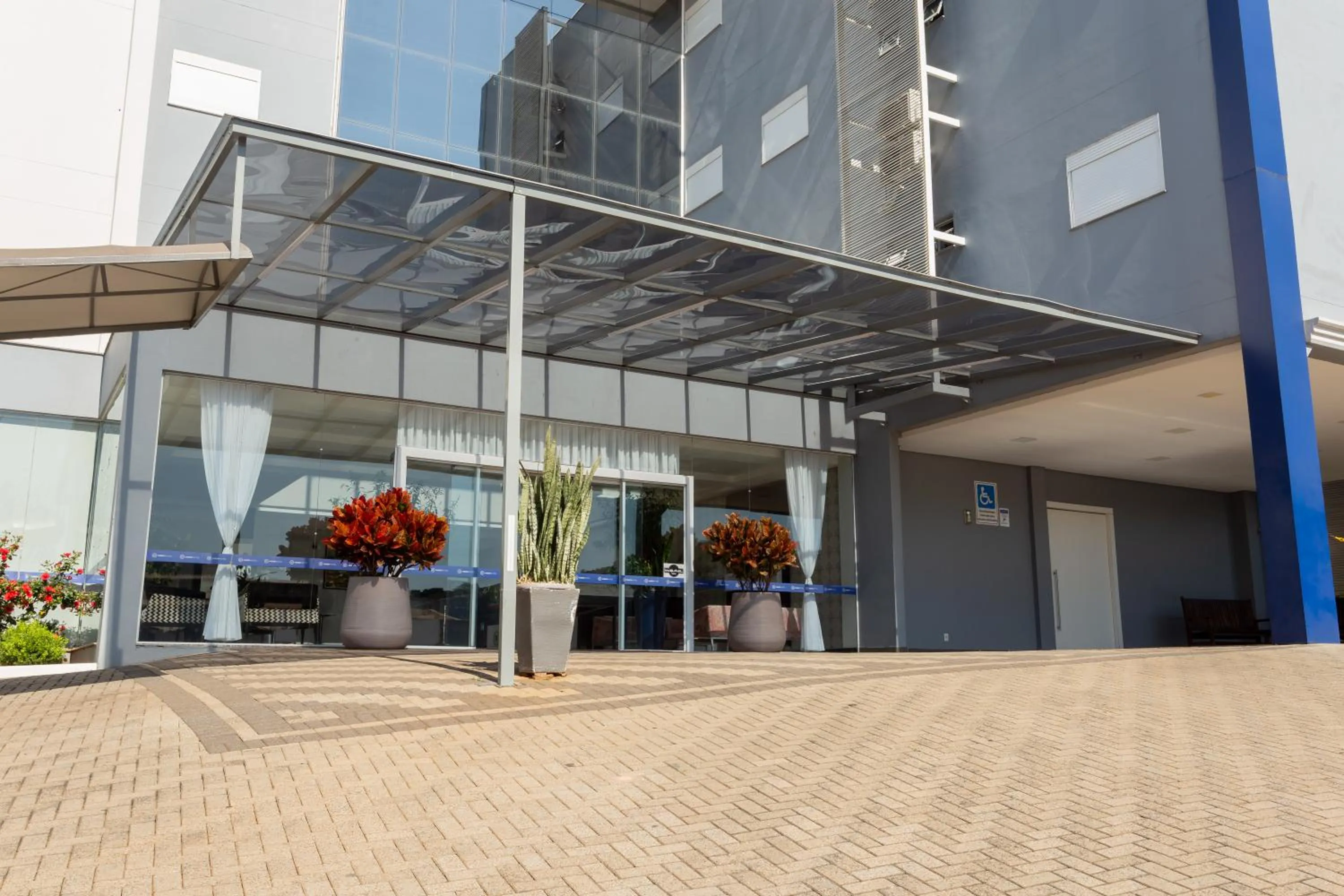 Facade/entrance in Hiber Hotel - Acesso a Chapecó