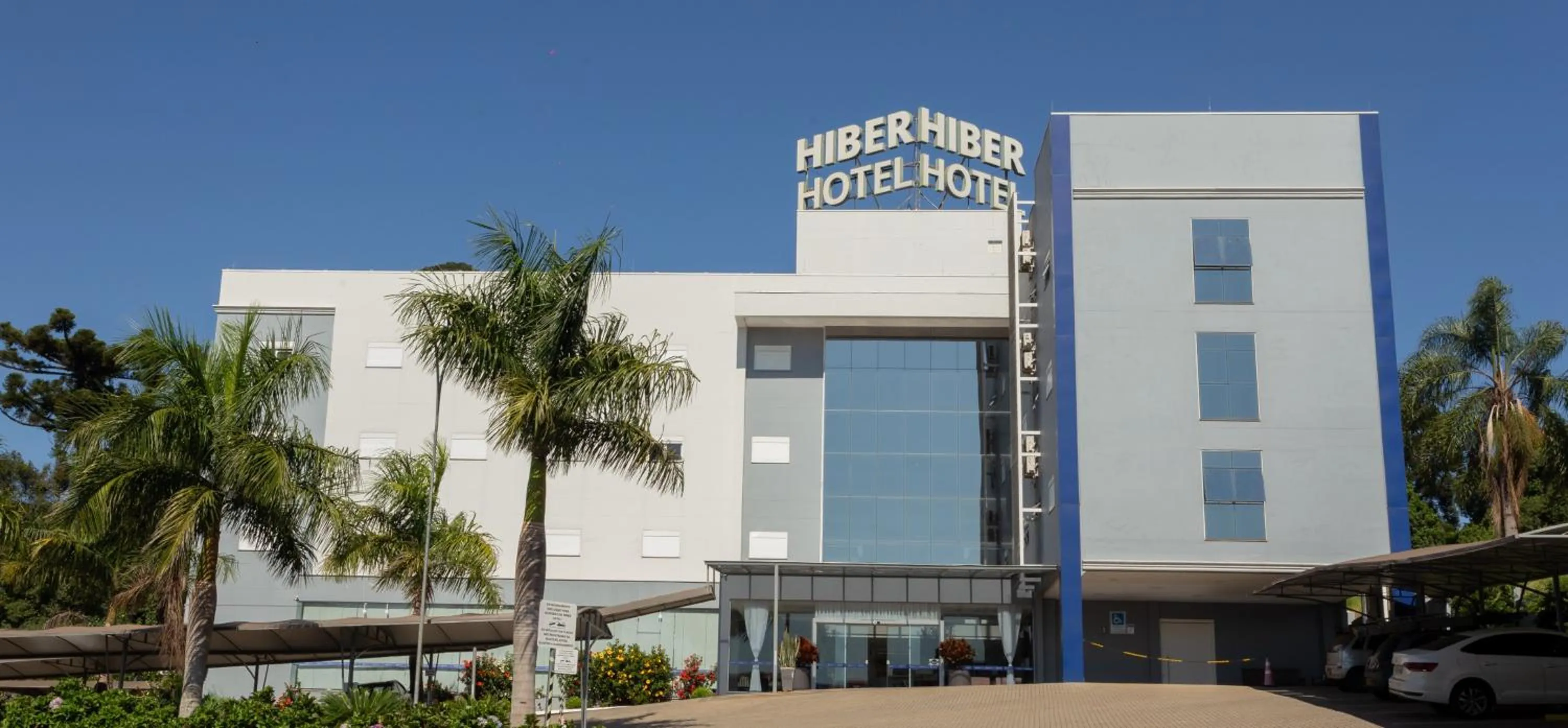 Property building in Hiber Hotel - Acesso a Chapecó