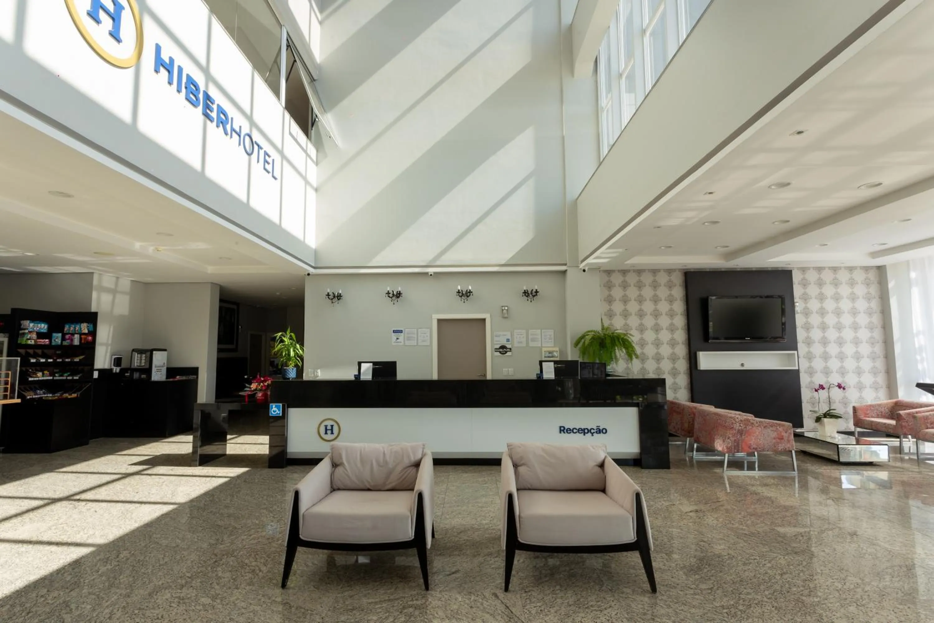 Facade/entrance in Hiber Hotel - Acesso a Chapecó